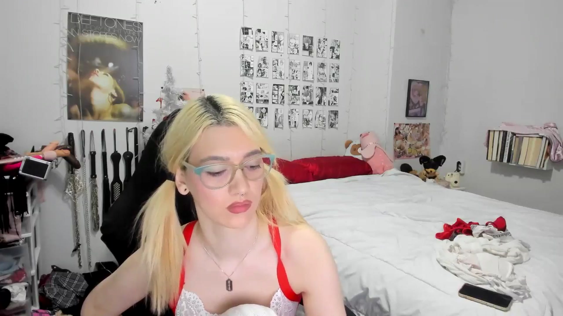 Gallery image thumbnail from AnnaTame's myfreecams stream on, 12/22/2025, 05:09 image 6 of 20