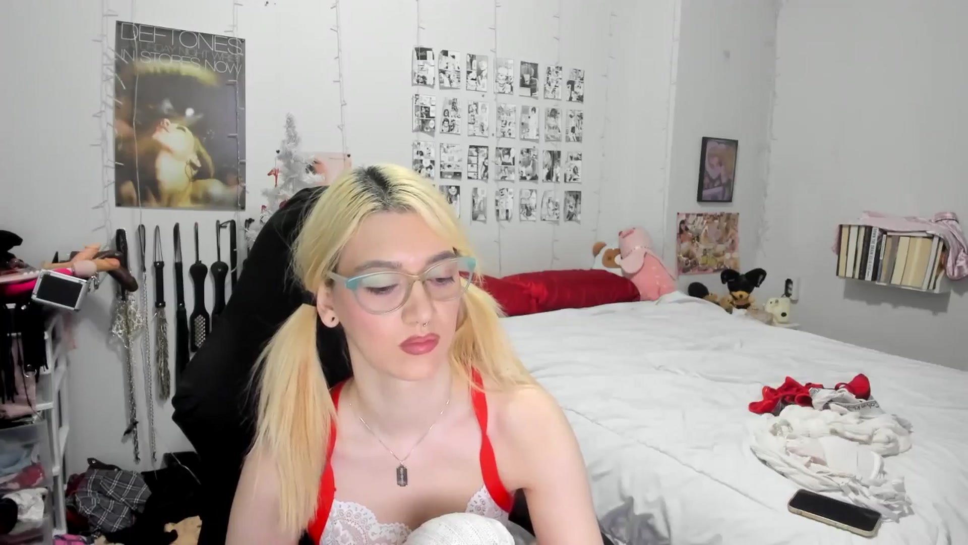 Gallery image thumbnail from AnnaTame's myfreecams stream on, 12/22/2025, 05:09 image 11 of 20