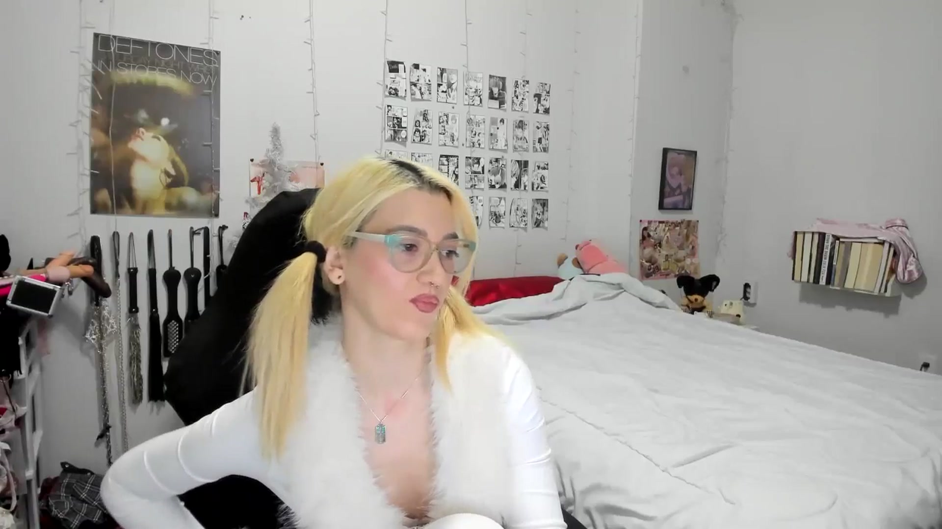 Gallery image thumbnail from AnnaTame's myfreecams stream on, 12/23/2025, 05:15 image 17 of 20