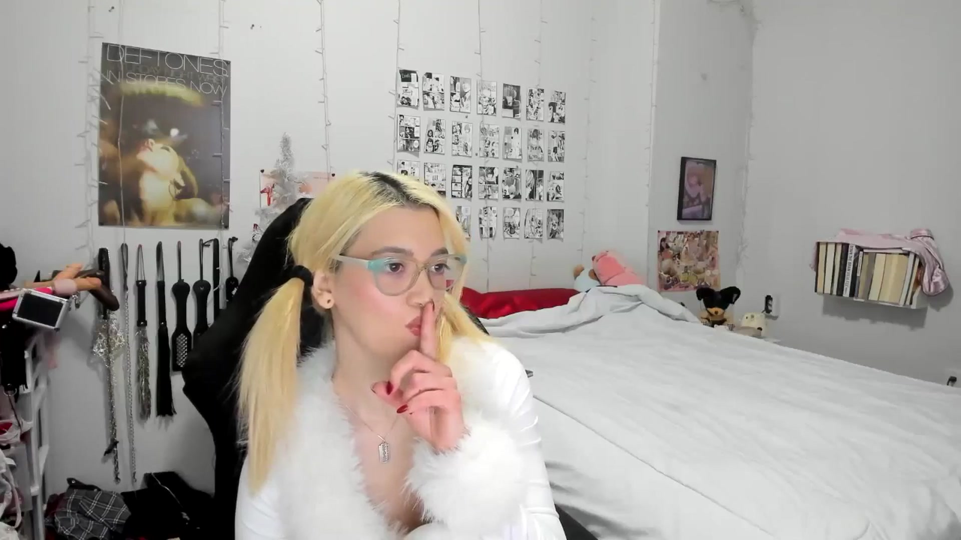 Gallery image thumbnail from AnnaTame's myfreecams stream on, 12/23/2025, 05:15 image 7 of 20