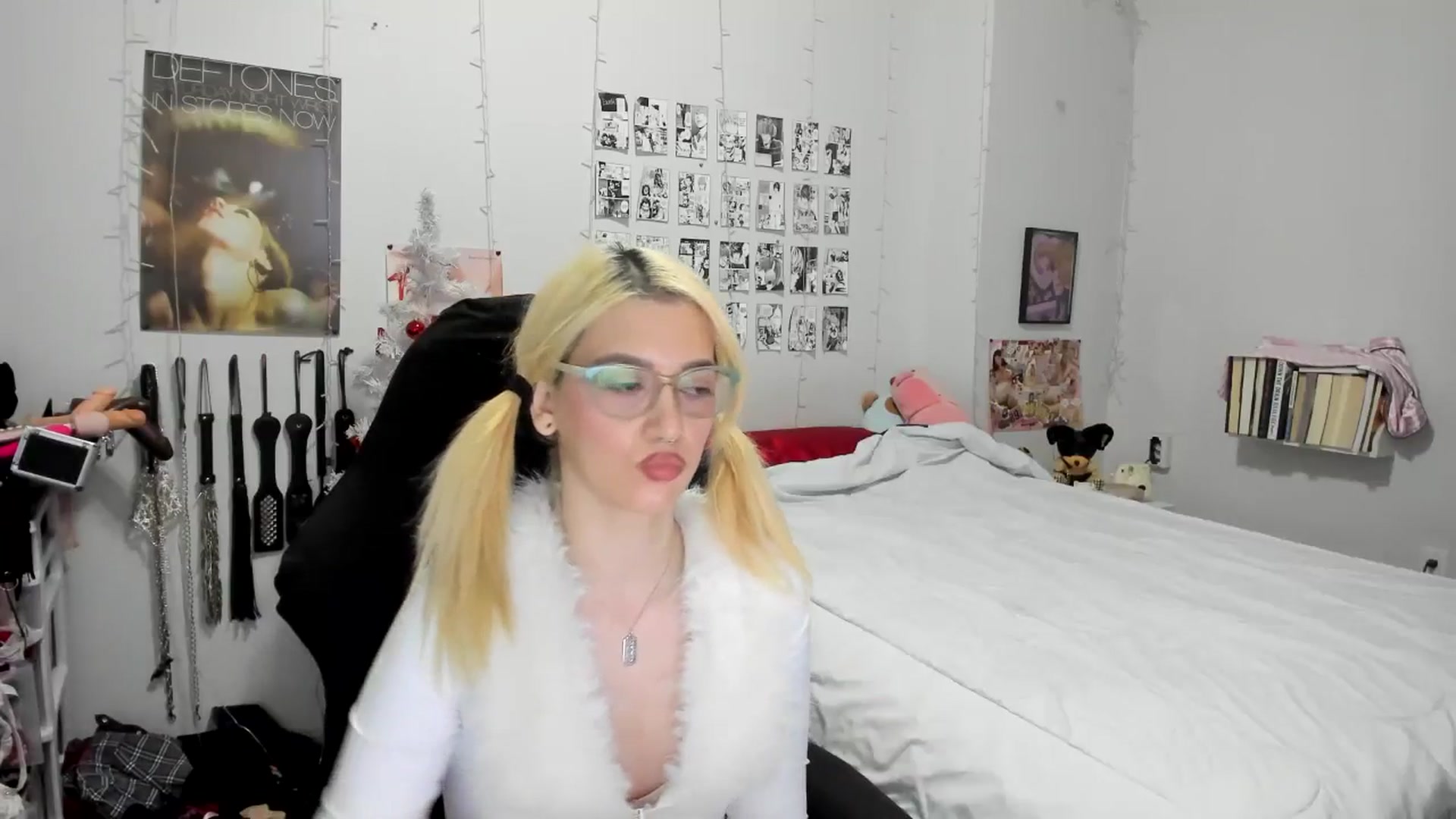 Gallery image thumbnail from AnnaTame's myfreecams stream on, 12/23/2025, 05:57 image 8 of 20