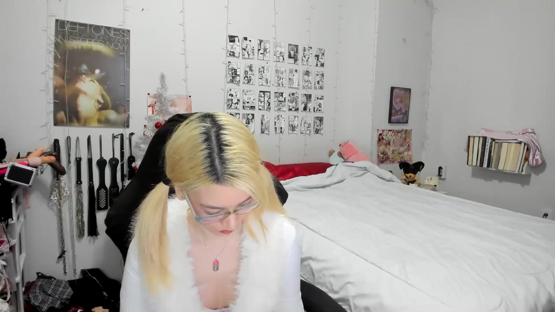 Gallery image thumbnail from AnnaTame's myfreecams stream on, 12/23/2025, 05:57 image 13 of 20