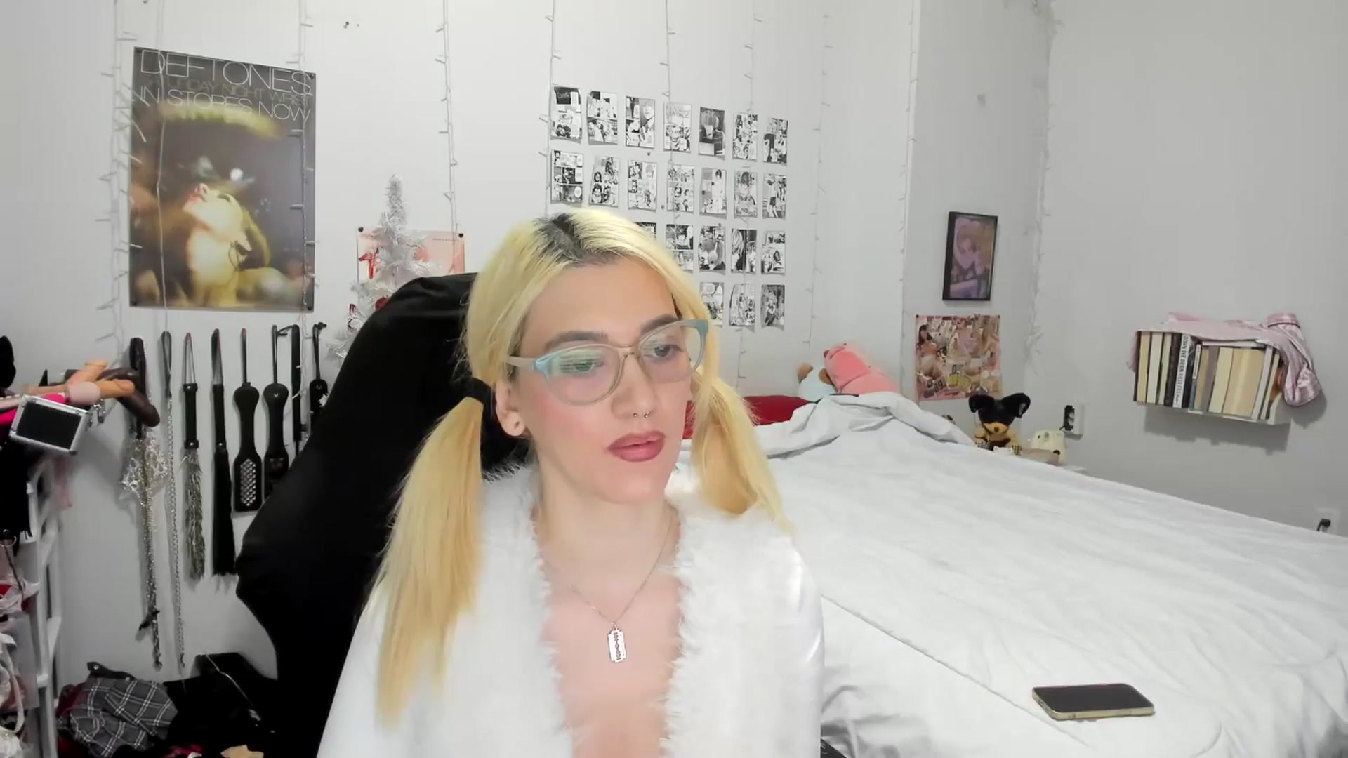 Gallery image thumbnail from AnnaTame's myfreecams stream on, 12/23/2025, 05:57 image 4 of 20
