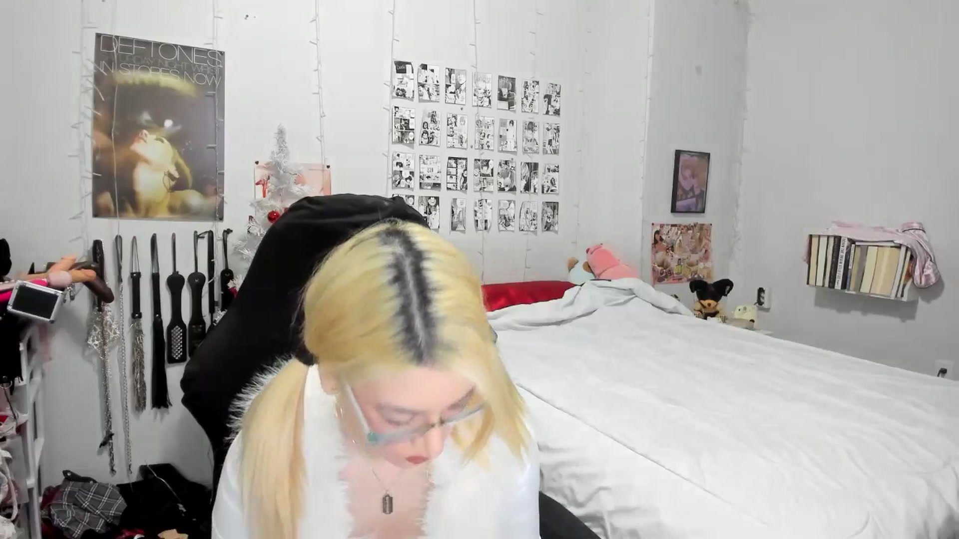 Gallery image thumbnail from AnnaTame's myfreecams stream on, 12/23/2025, 05:57 image 12 of 20
