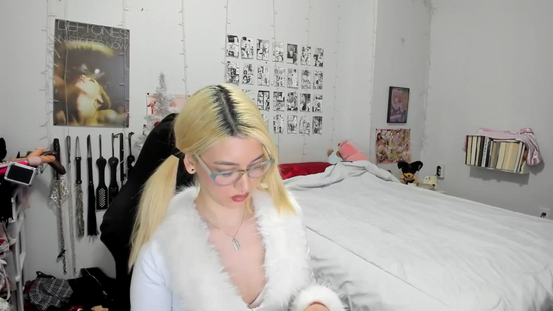 Gallery image thumbnail from AnnaTame's myfreecams stream on, 12/23/2025, 05:57 image 17 of 20