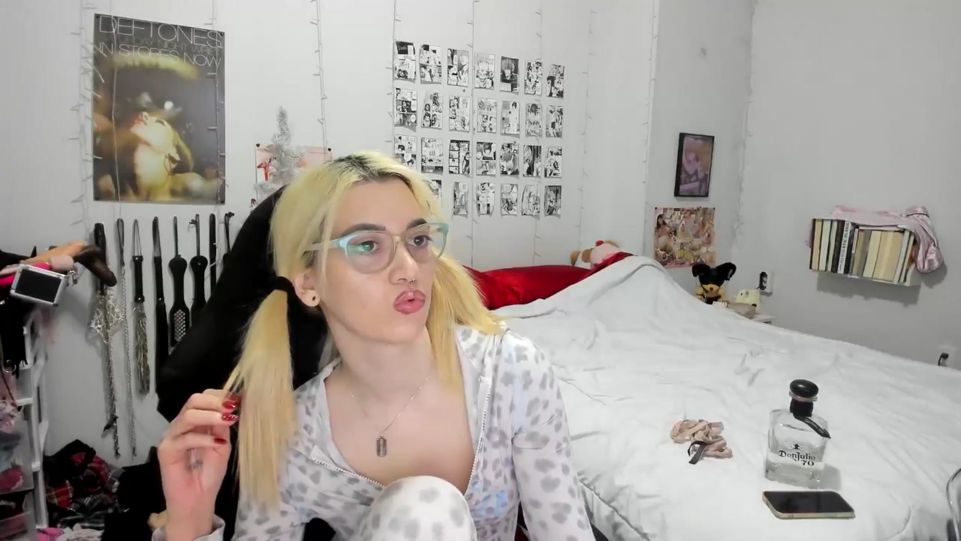 Gallery image thumbnail from AnnaTame's myfreecams stream on, 12/27/2025, 06:43 image 12 of 20