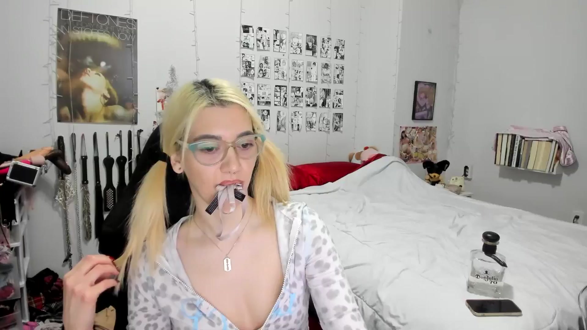 Gallery image thumbnail from AnnaTame's myfreecams stream on, 12/27/2025, 06:43 image 1 of 20