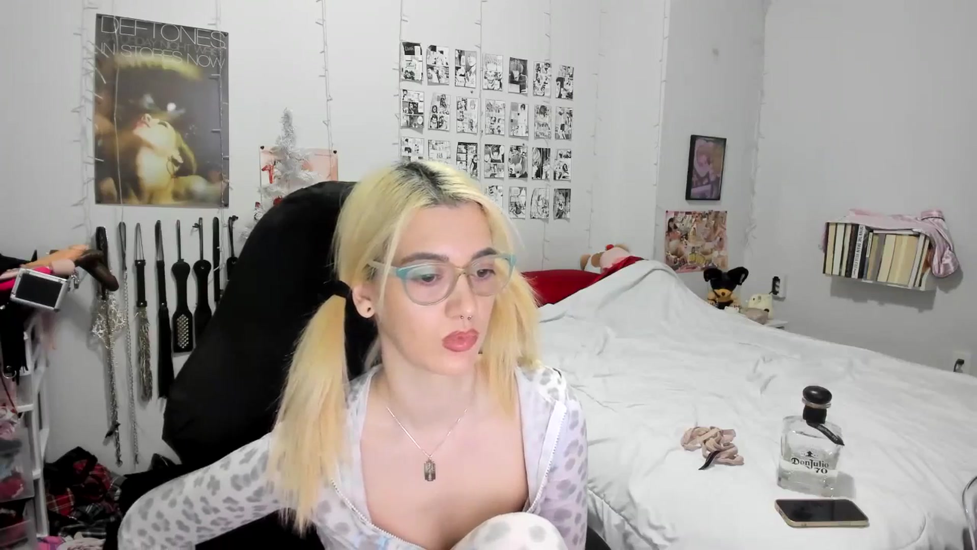 Gallery image thumbnail from AnnaTame's myfreecams stream on, 12/27/2025, 06:43 image 8 of 20