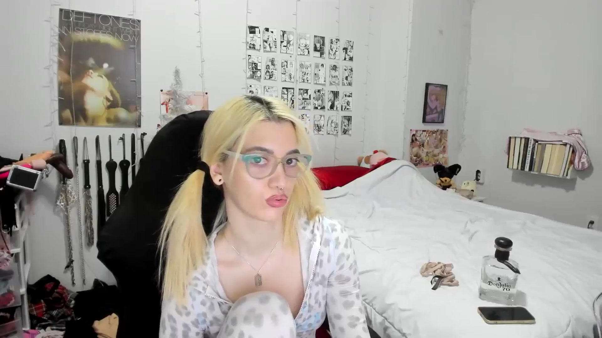 Gallery image thumbnail from AnnaTame's myfreecams stream on, 12/27/2025, 06:43 image 17 of 20