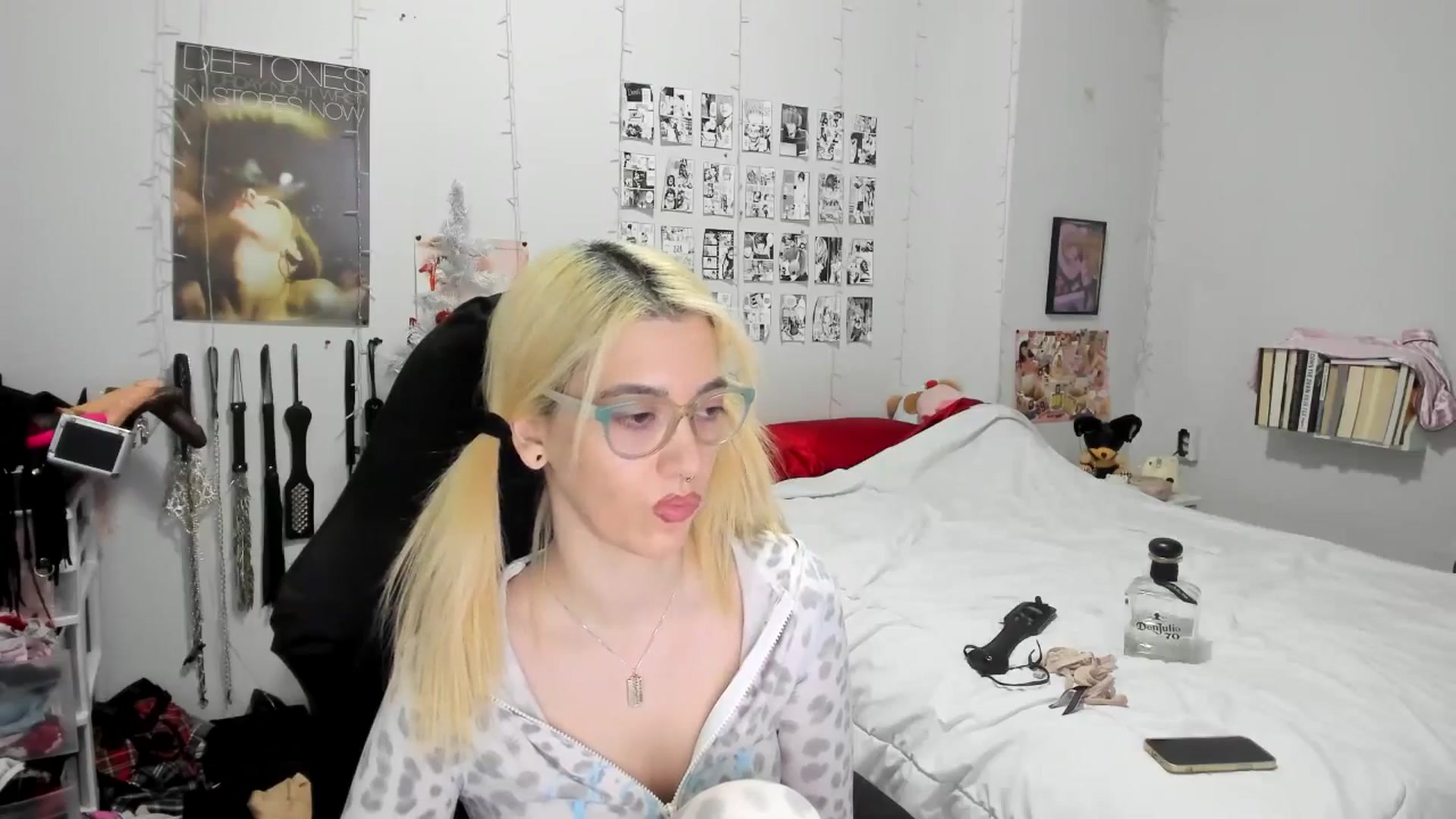 Gallery image thumbnail from AnnaTame's myfreecams stream on, 12/27/2025, 07:17 image 15 of 20