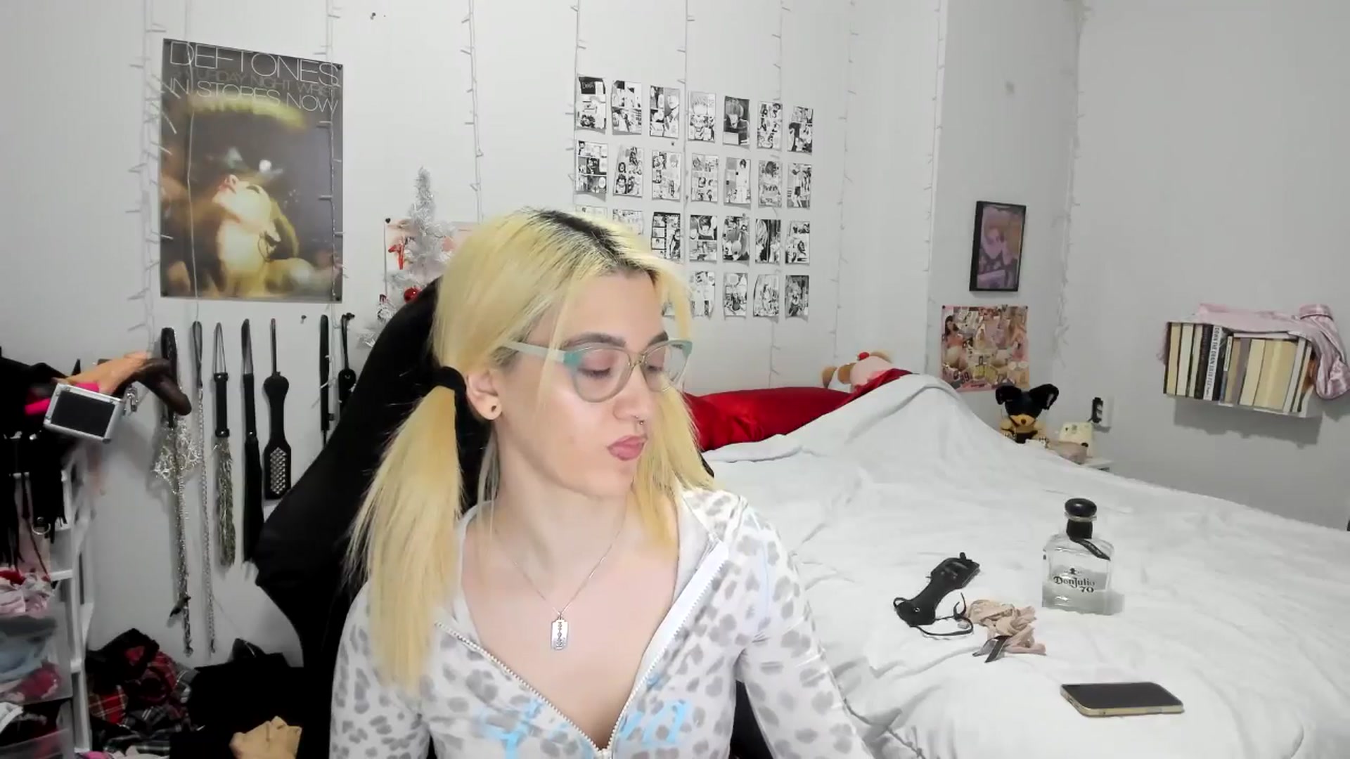 Gallery image thumbnail from AnnaTame's myfreecams stream on, 12/27/2025, 07:17 image 18 of 20