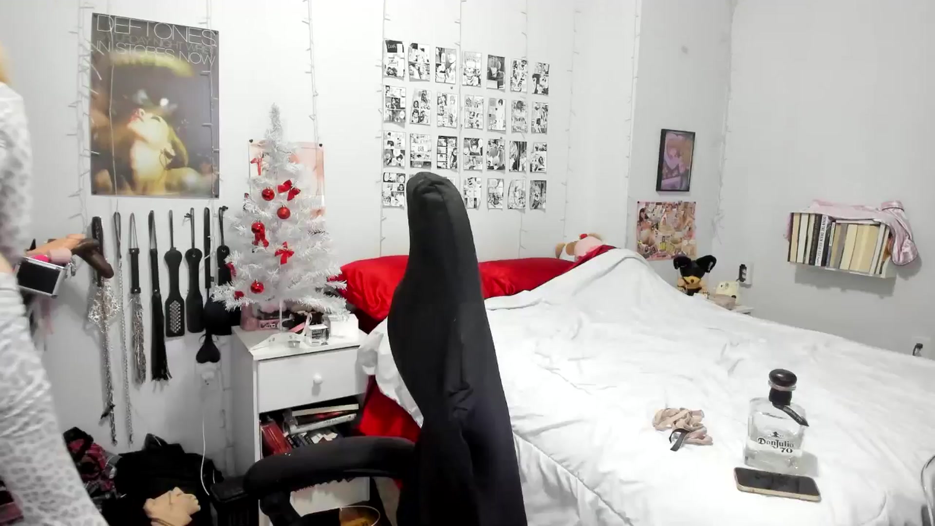 Gallery image thumbnail from AnnaTame's myfreecams stream on, 12/27/2025, 07:17 image 1 of 20