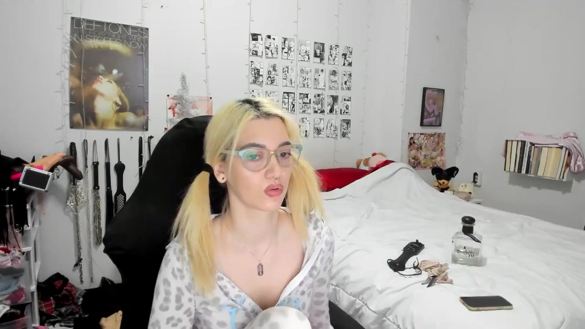 Gallery image thumbnail from AnnaTame's myfreecams stream on, 12/27/2025, 07:17 image 13 of 20