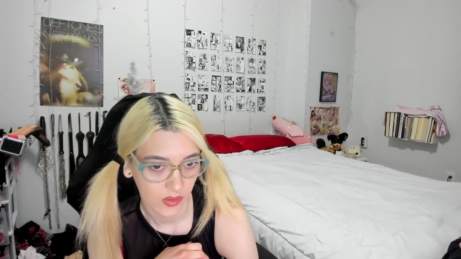 Gallery image thumbnail from AnnaTame's myfreecams stream on, 12/28/2025, 04:54 image 12 of 20