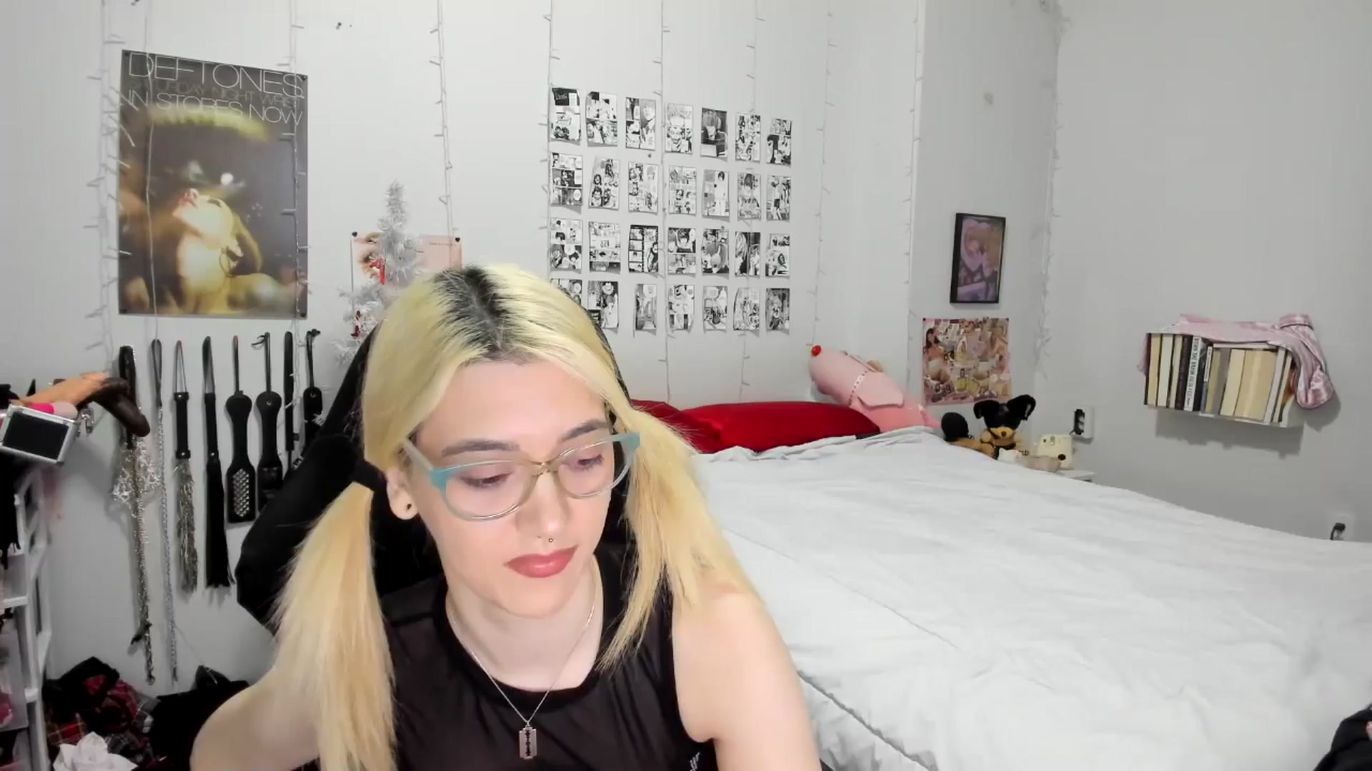 Gallery image thumbnail from AnnaTame's myfreecams stream on, 12/28/2025, 04:54 image 2 of 20