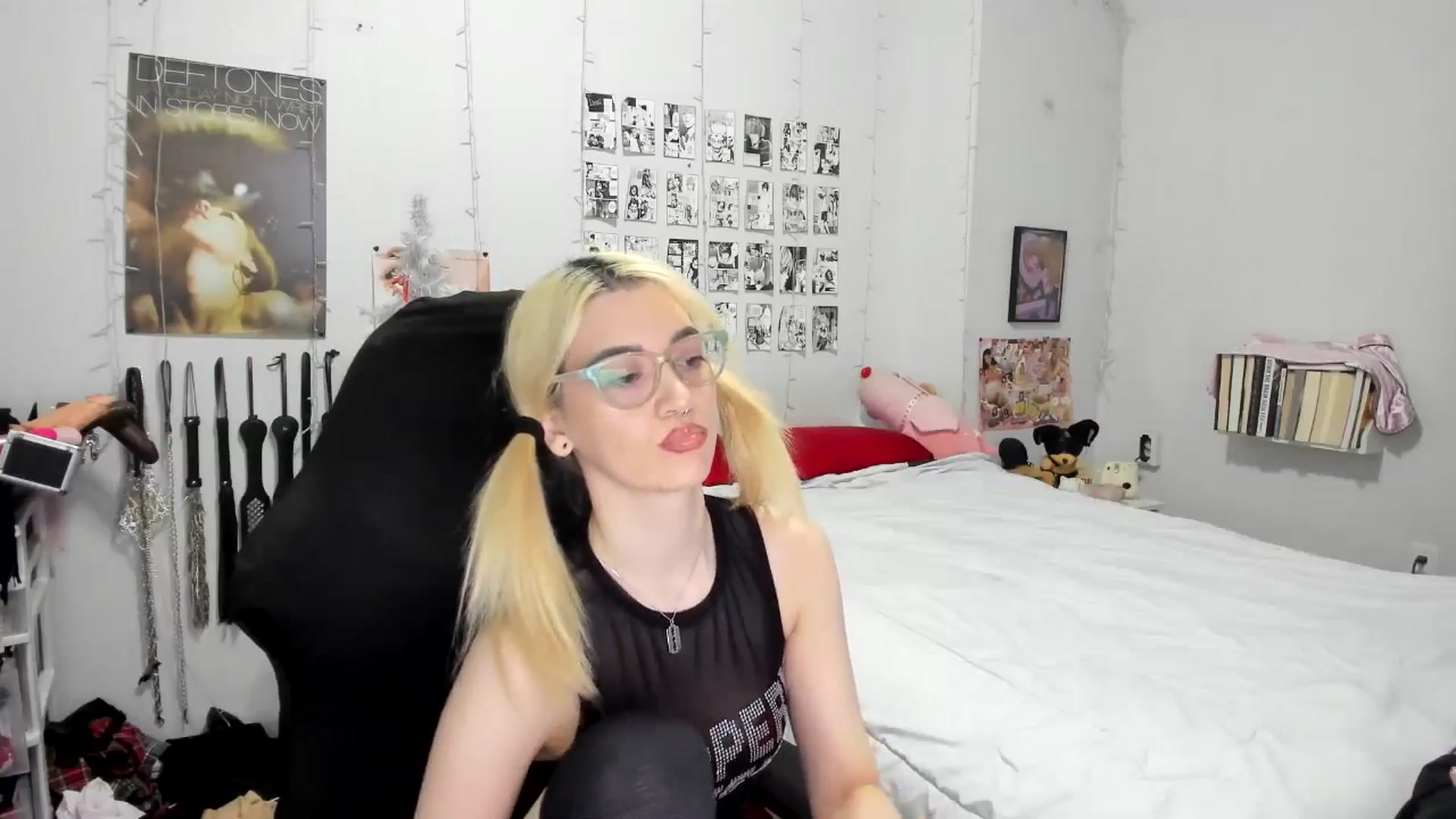 Gallery image thumbnail from AnnaTame's myfreecams stream on, 12/28/2025, 04:54 image 8 of 20