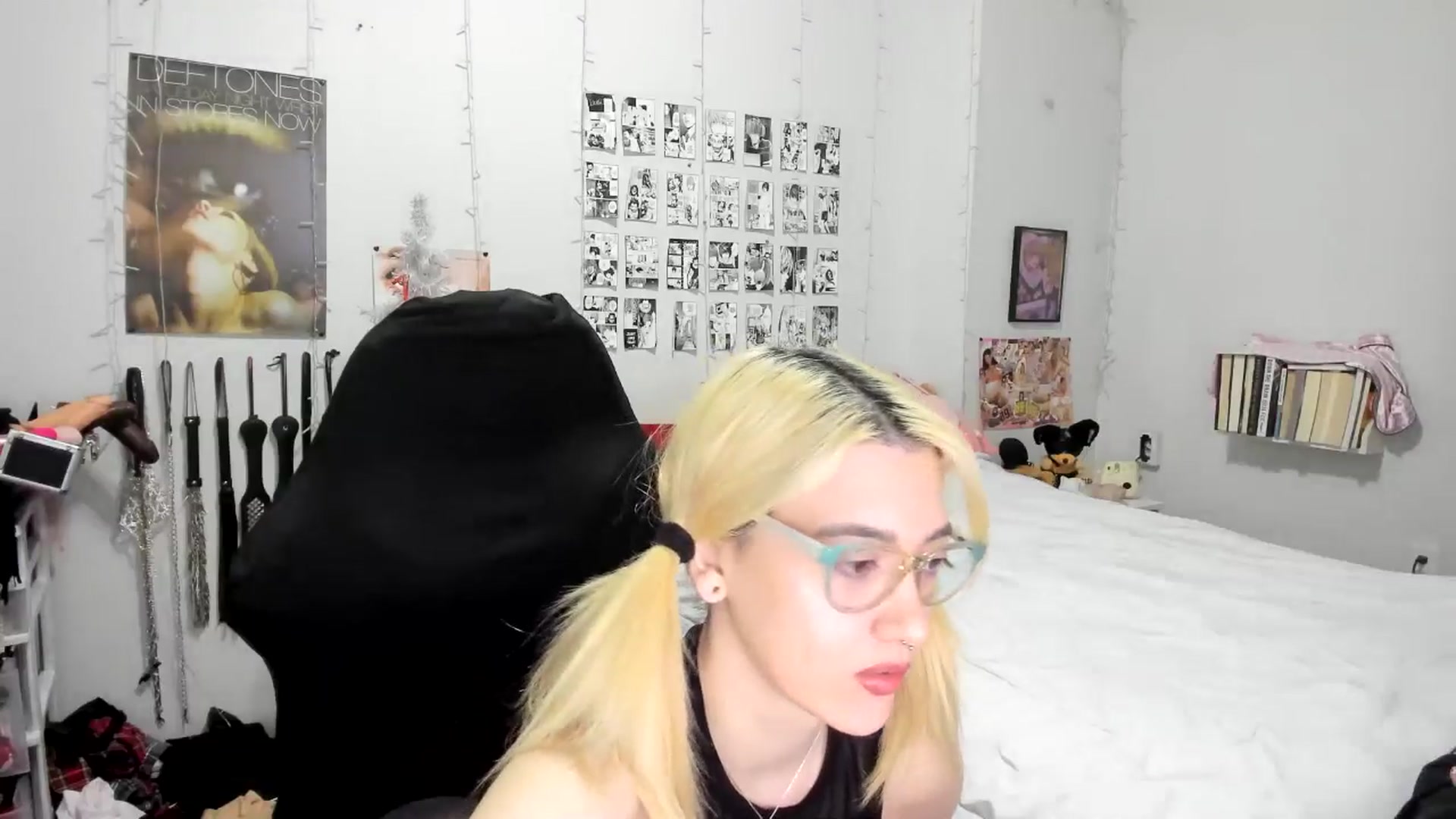 Gallery image thumbnail from AnnaTame's myfreecams stream on, 12/28/2025, 04:54 image 10 of 20