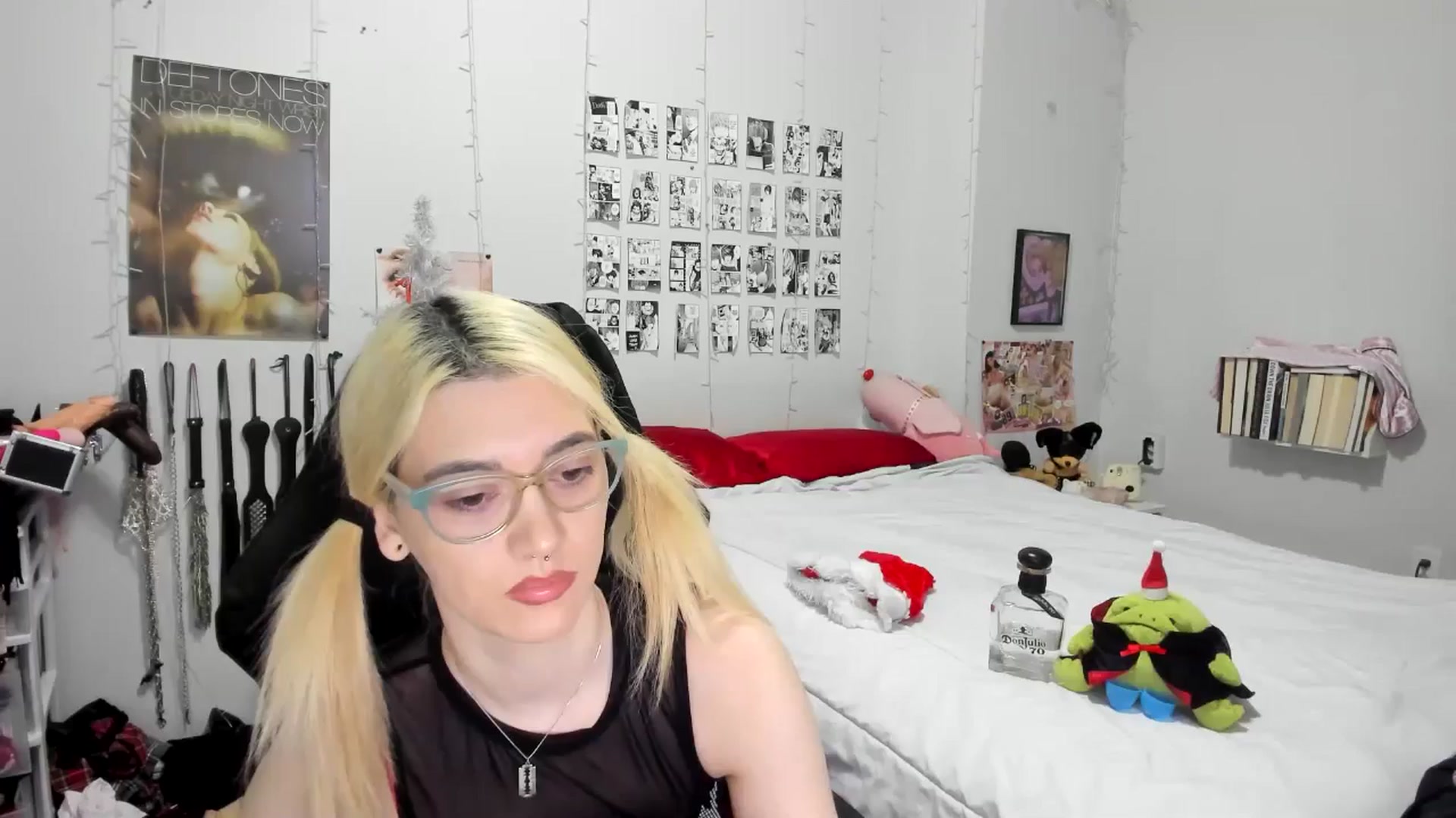 Gallery image thumbnail from AnnaTame's myfreecams stream on, 12/28/2025, 05:30 image 1 of 20