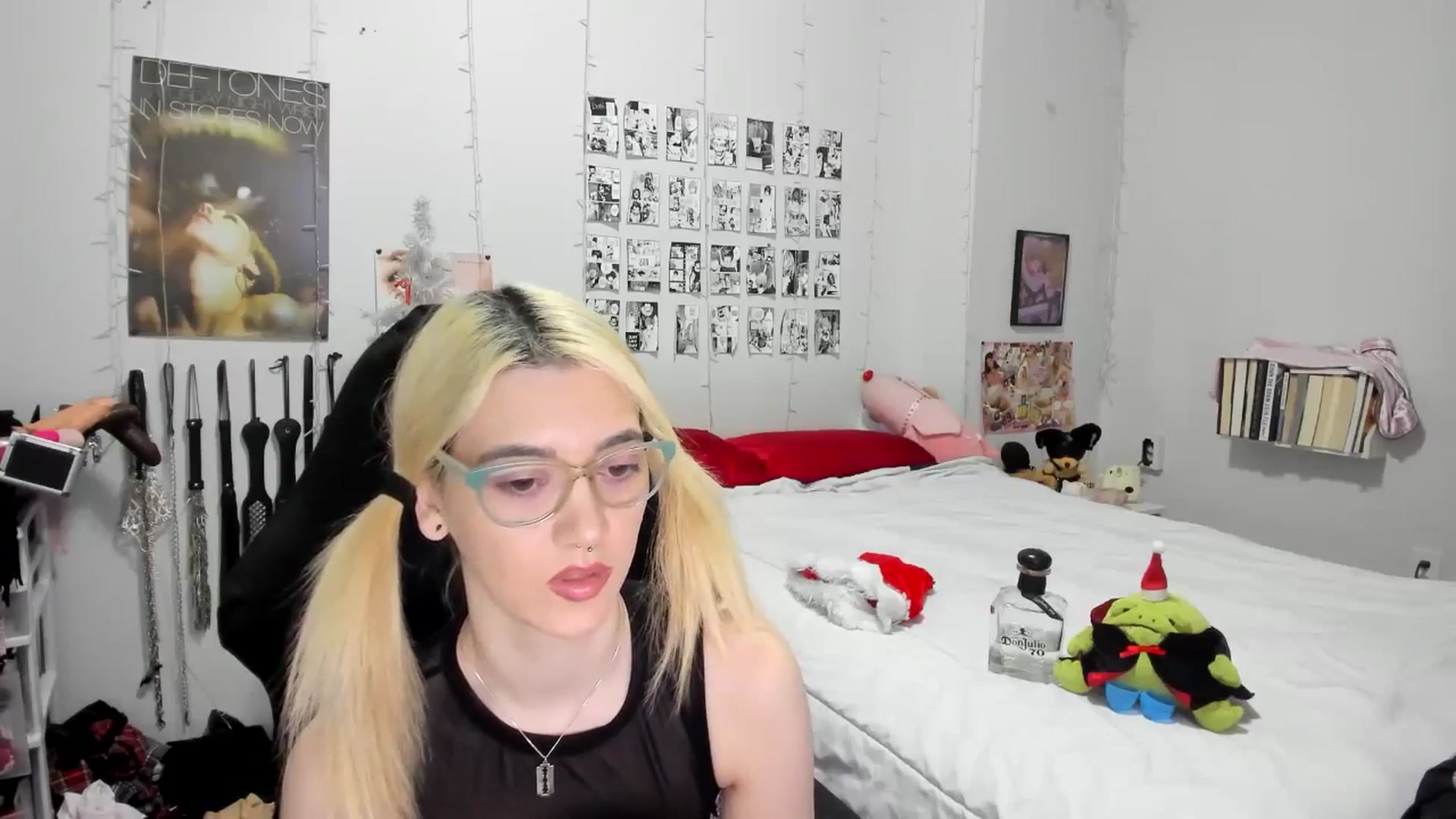 Gallery image thumbnail from AnnaTame's myfreecams stream on, 12/28/2025, 05:30 image 7 of 20
