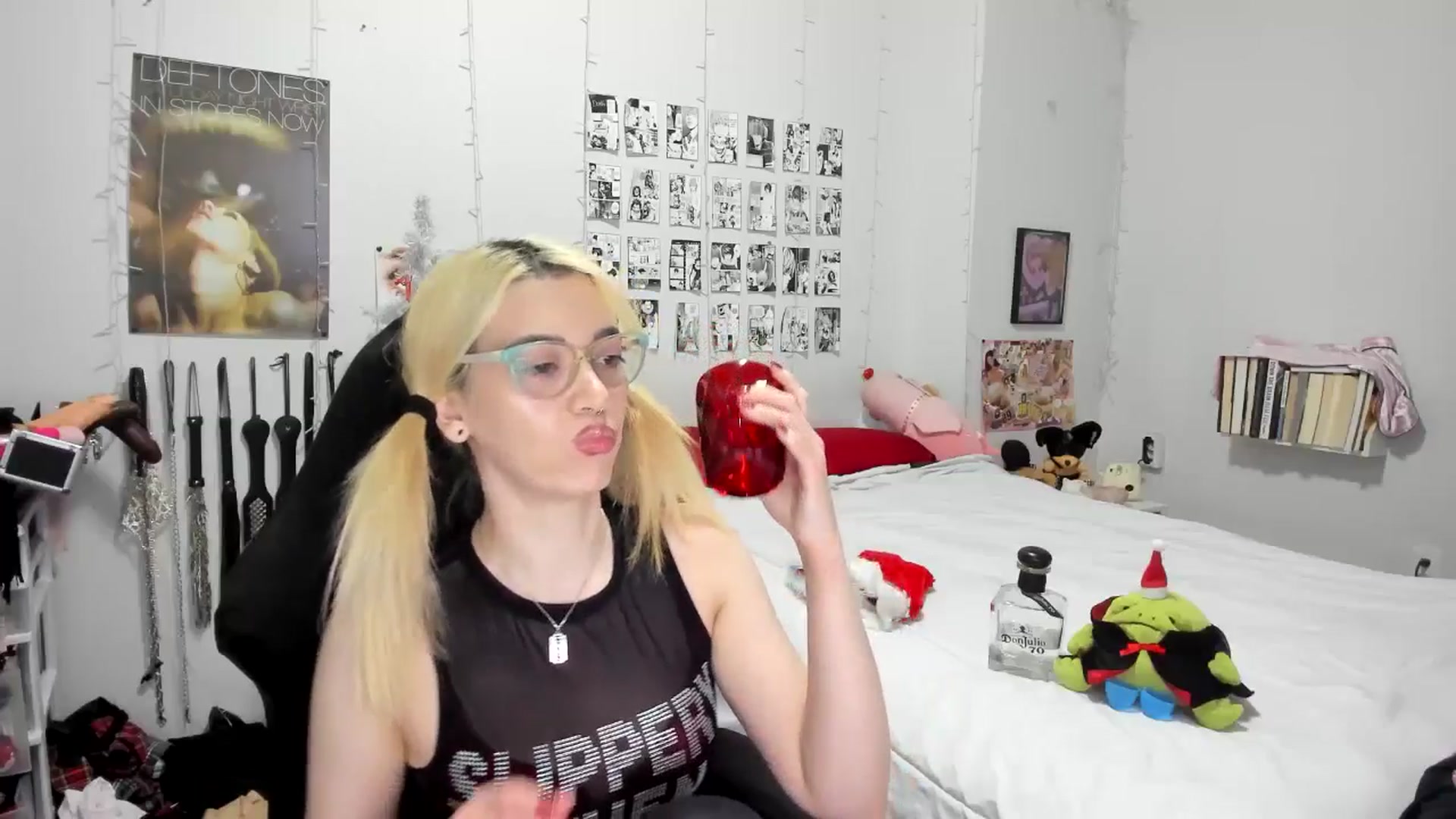 Gallery image thumbnail from AnnaTame's myfreecams stream on, 12/28/2025, 05:30 image 13 of 20