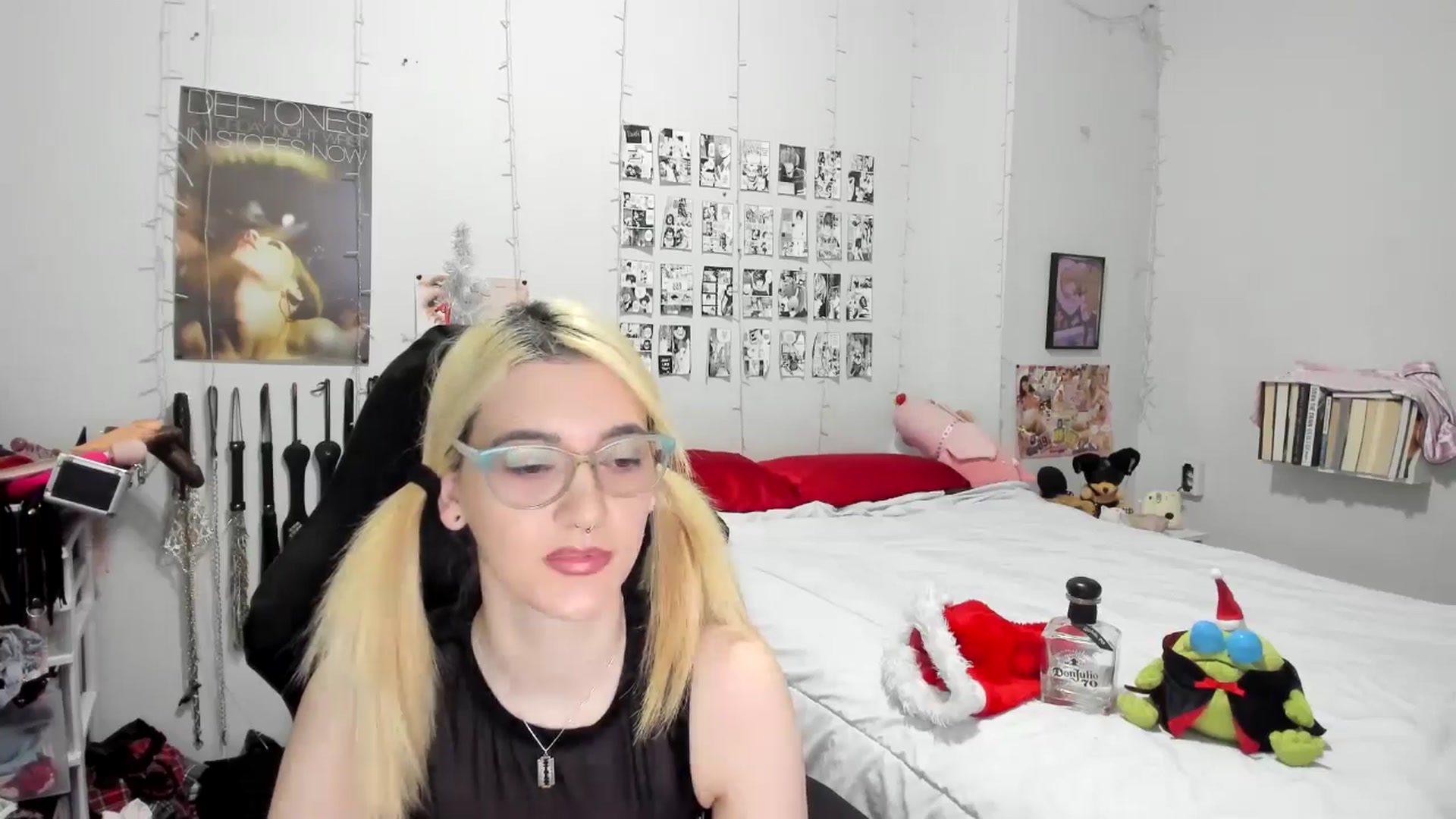 Gallery image thumbnail from AnnaTame's myfreecams stream on, 12/28/2025, 06:10 image 6 of 20