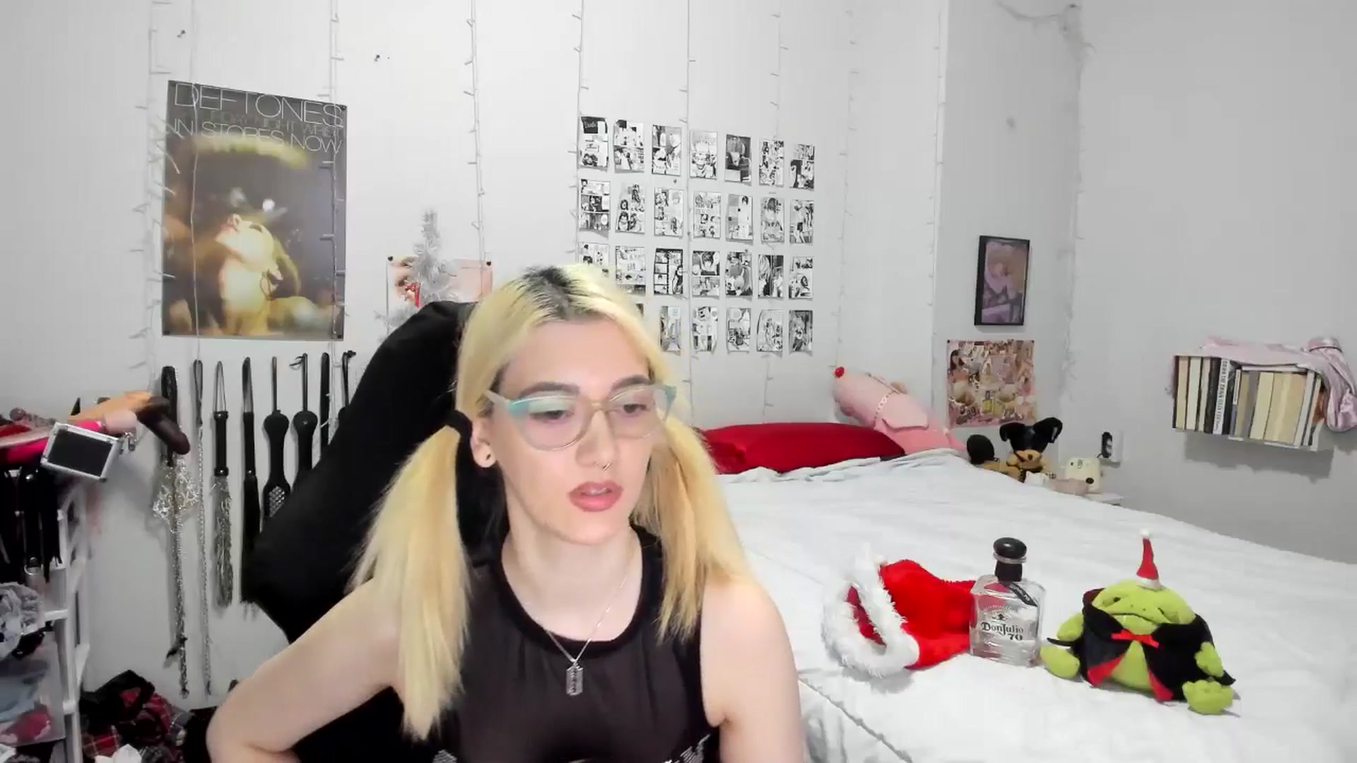 Gallery image thumbnail from AnnaTame's myfreecams stream on, 12/28/2025, 06:10 image 14 of 20
