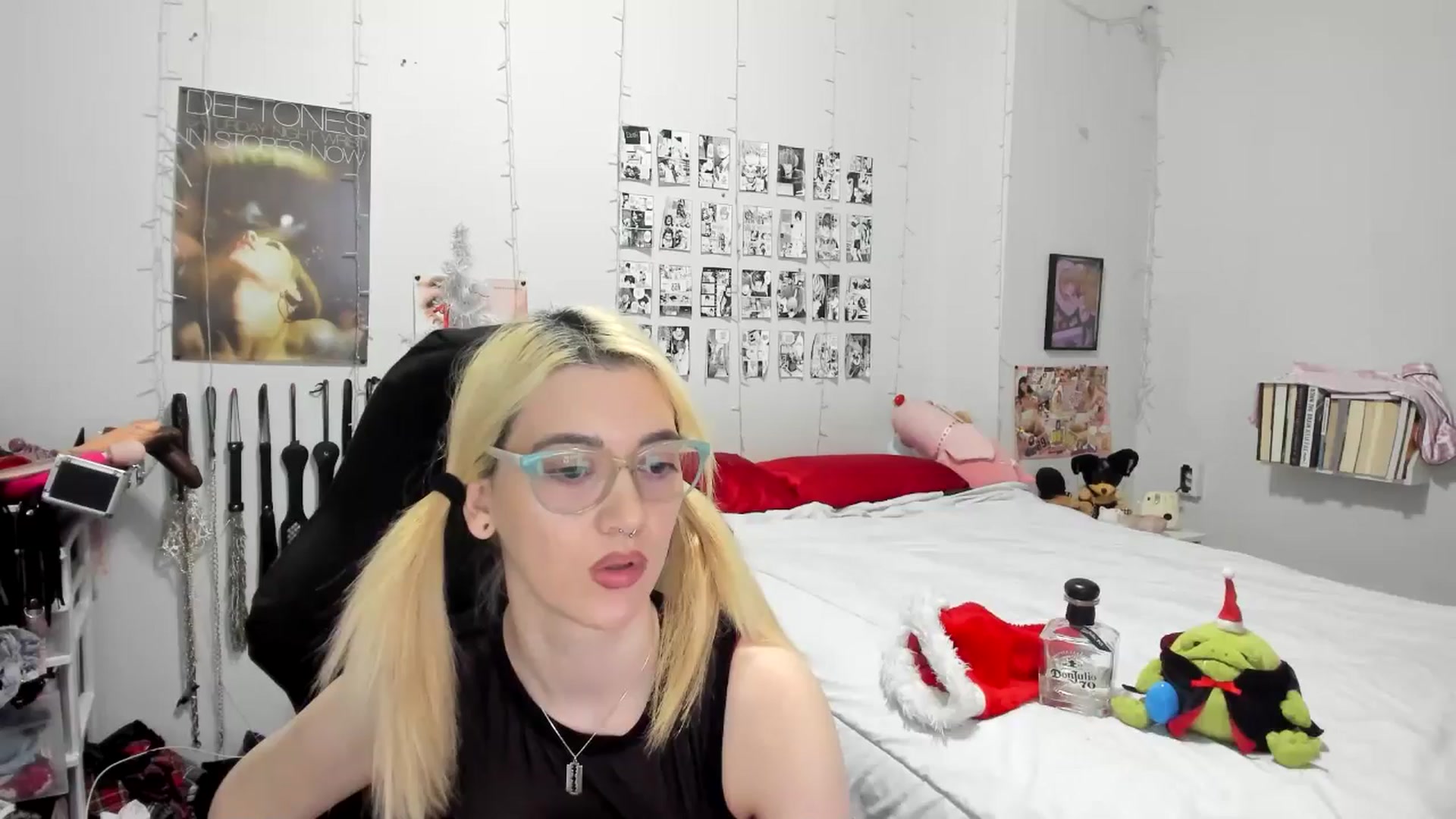 Gallery image thumbnail from AnnaTame's myfreecams stream on, 12/28/2025, 06:44 image 1 of 20