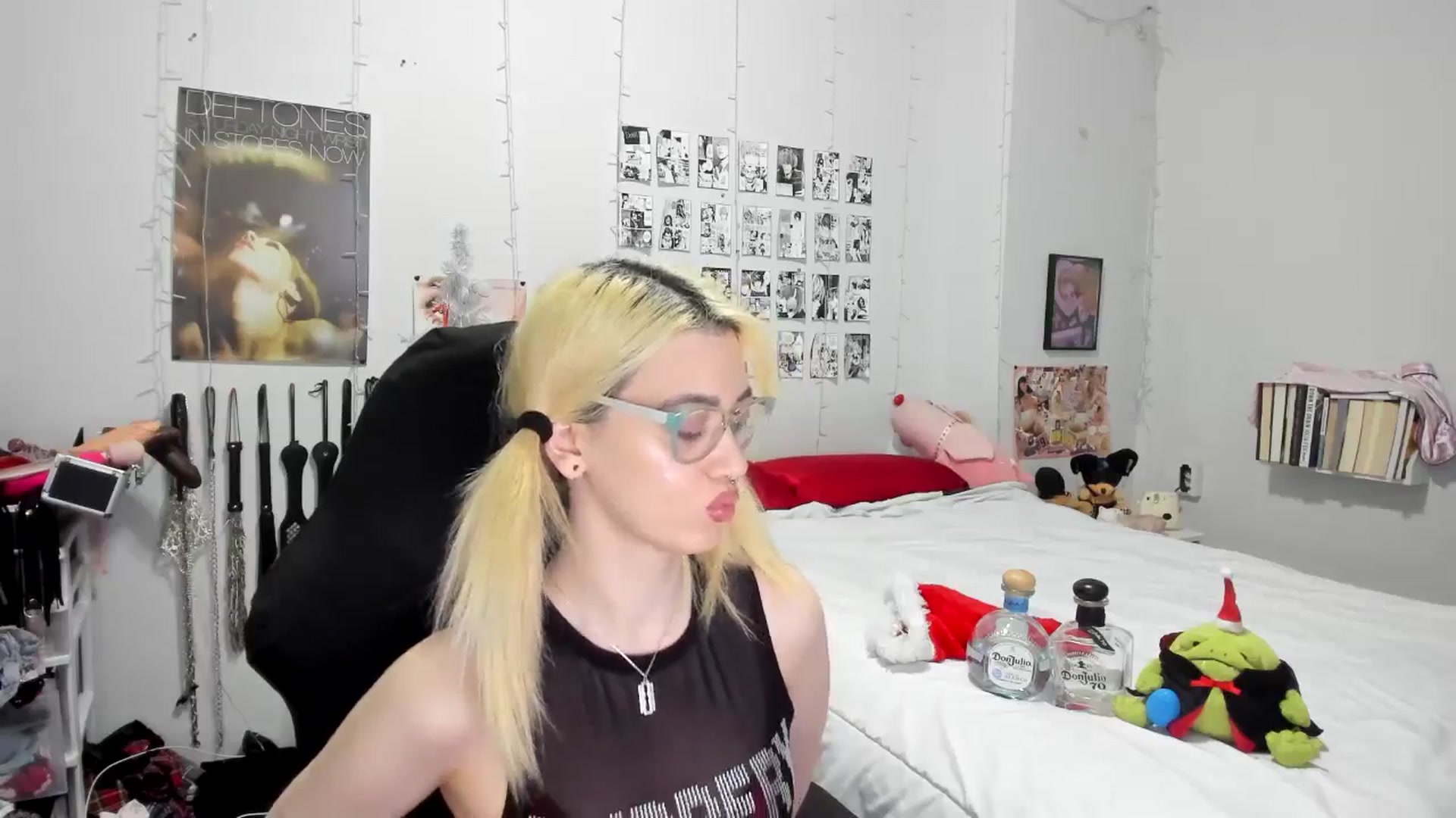 Gallery image thumbnail from AnnaTame's myfreecams stream on, 12/28/2025, 06:44 image 11 of 20
