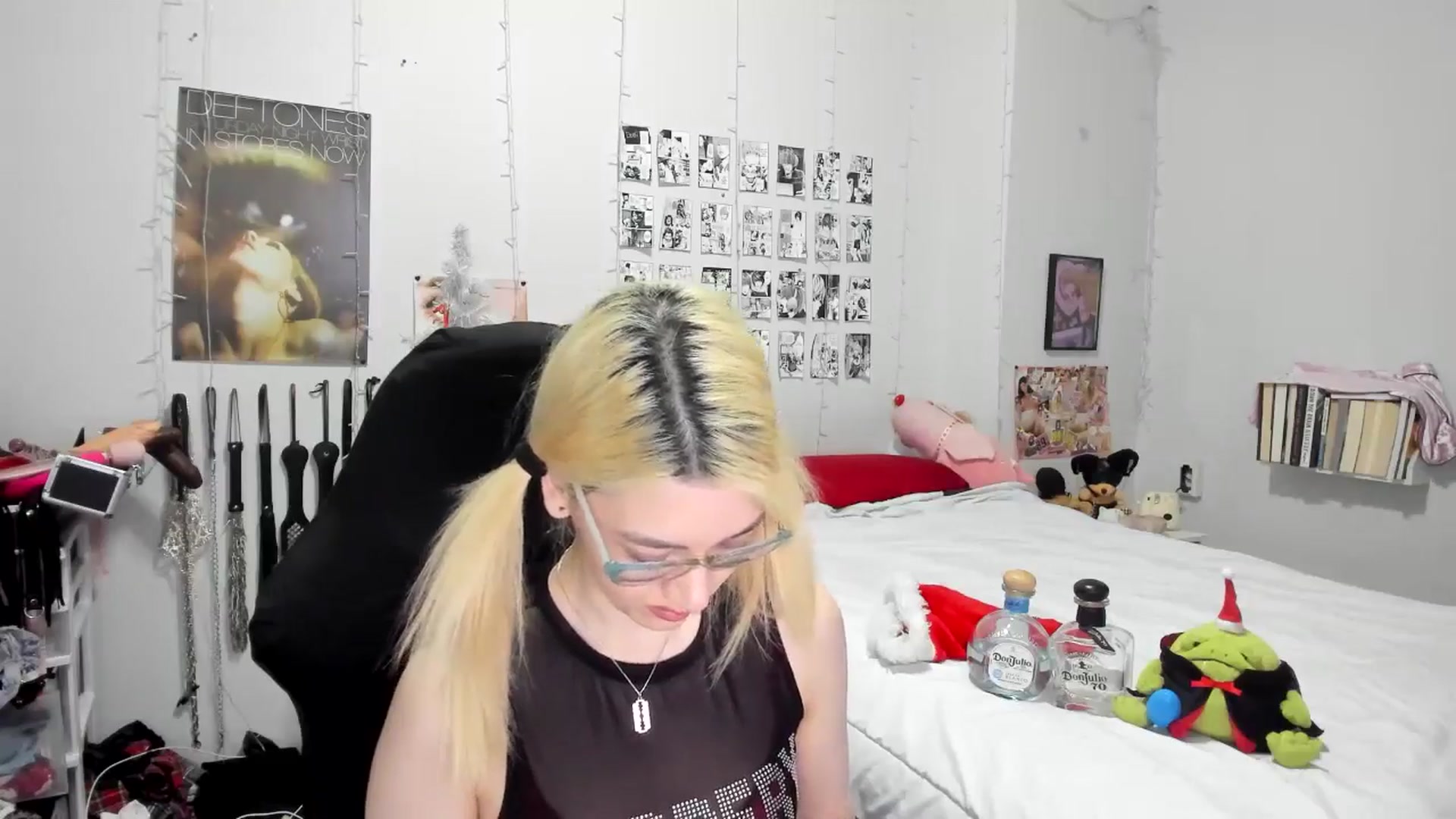 Gallery image thumbnail from AnnaTame's myfreecams stream on, 12/28/2025, 06:44 image 10 of 20