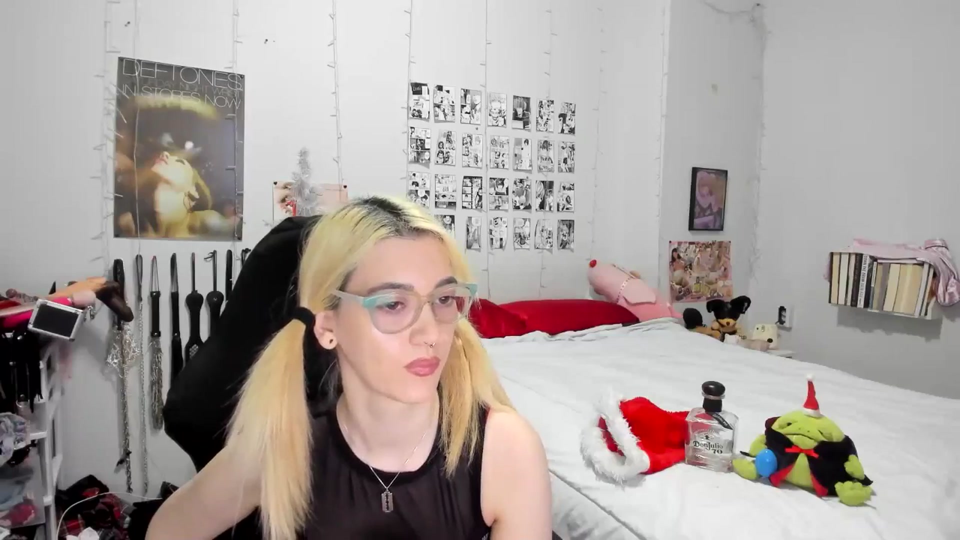 Gallery image thumbnail from AnnaTame's myfreecams stream on, 12/28/2025, 06:44 image 4 of 20