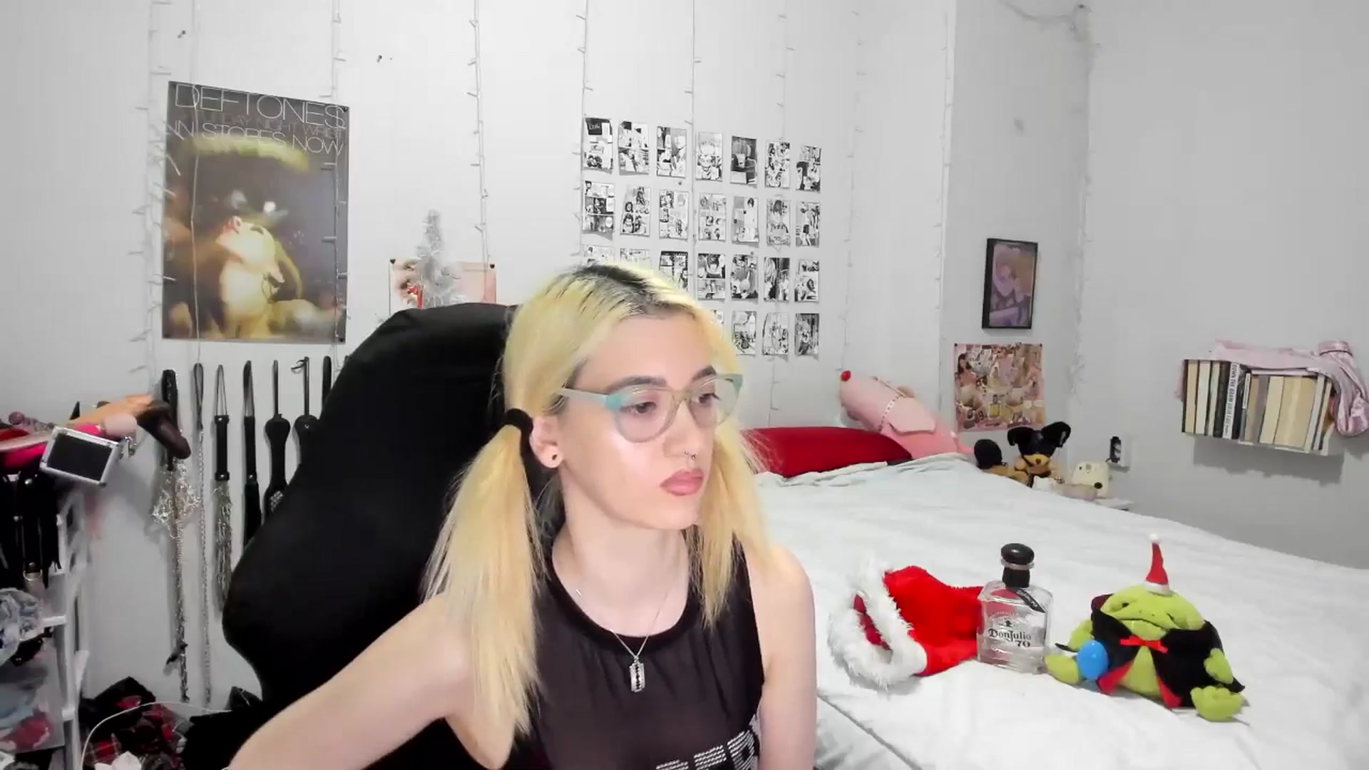 Gallery image thumbnail from AnnaTame's myfreecams stream on, 12/28/2025, 06:44 image 6 of 20