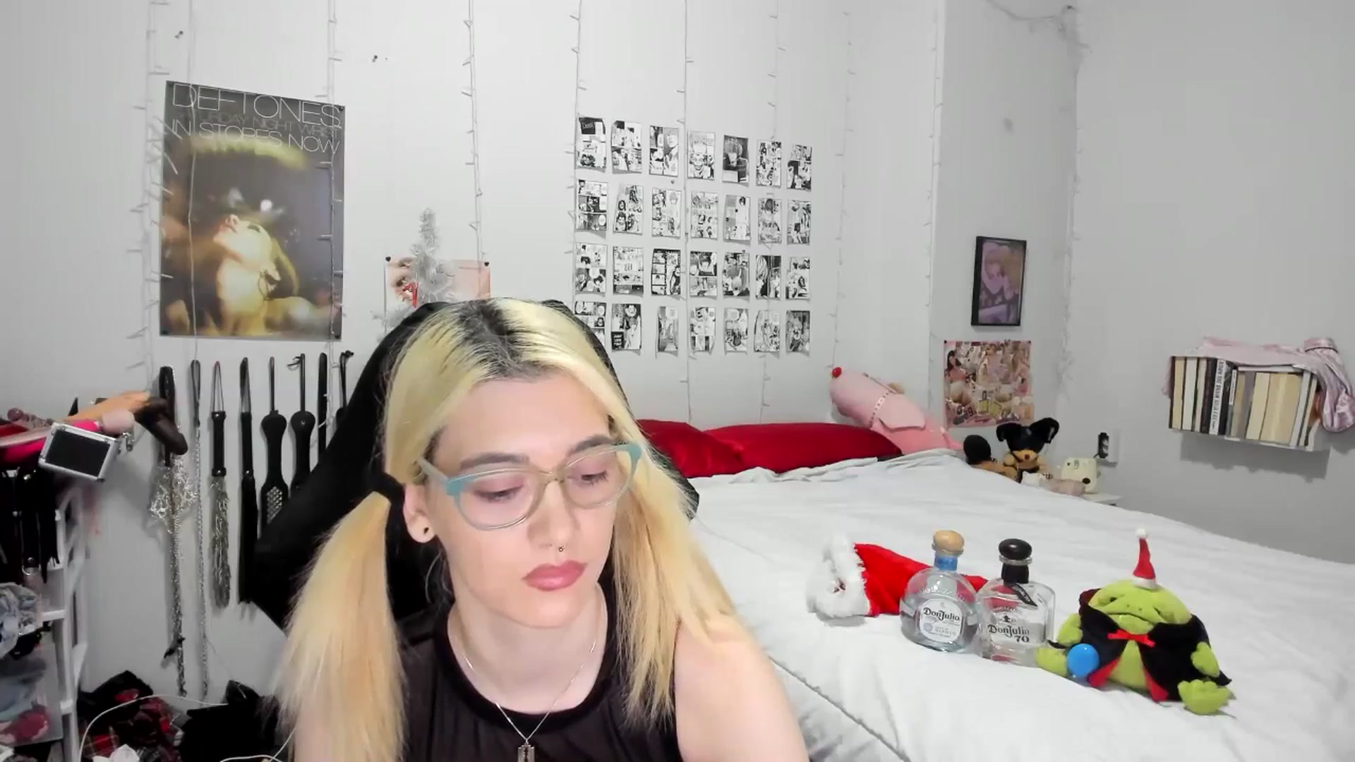 Gallery image thumbnail from AnnaTame's myfreecams stream on, 12/28/2025, 06:44 image 16 of 20