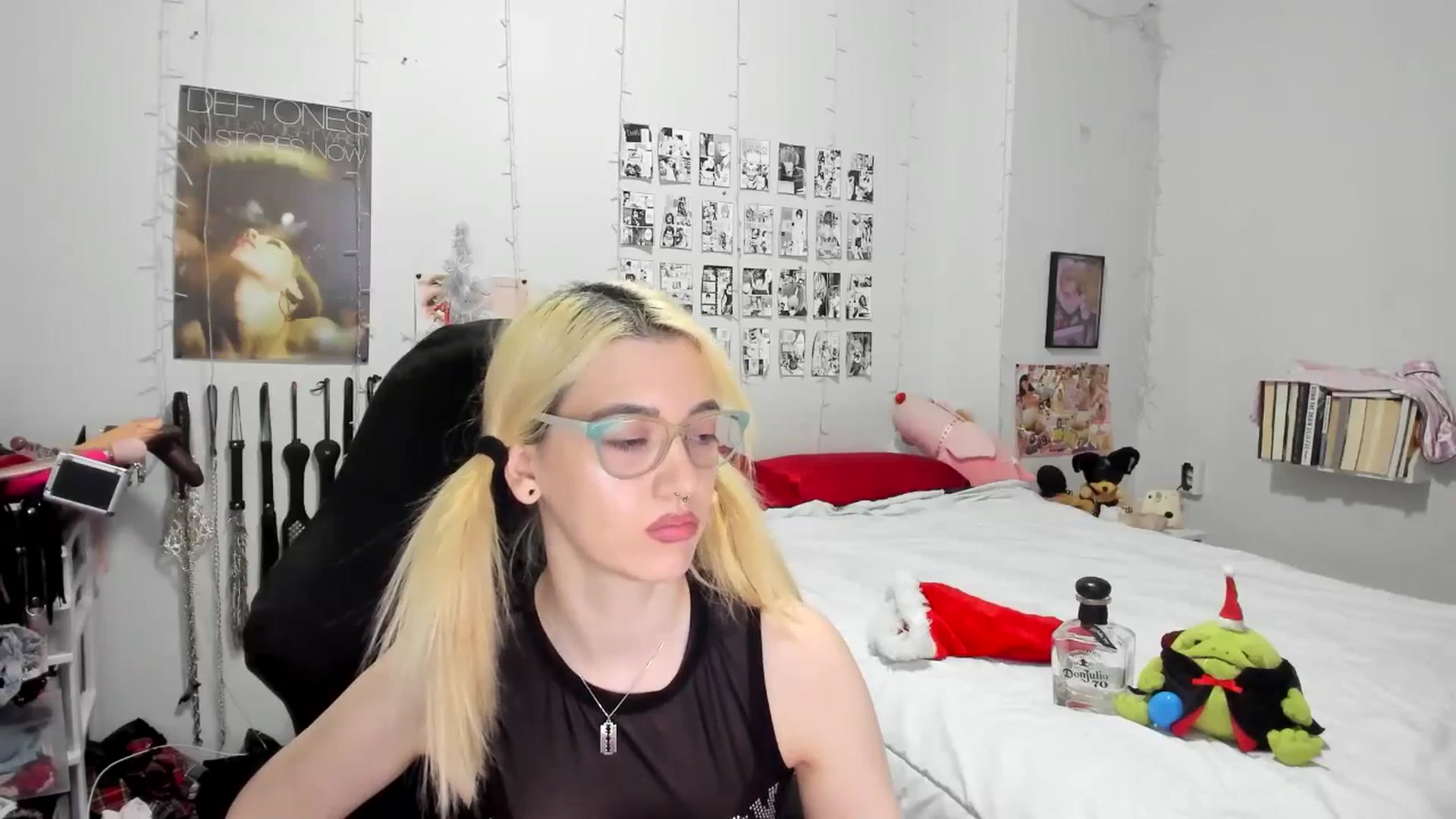 Gallery image thumbnail from AnnaTame's myfreecams stream on, 12/28/2025, 07:07 image 2 of 20