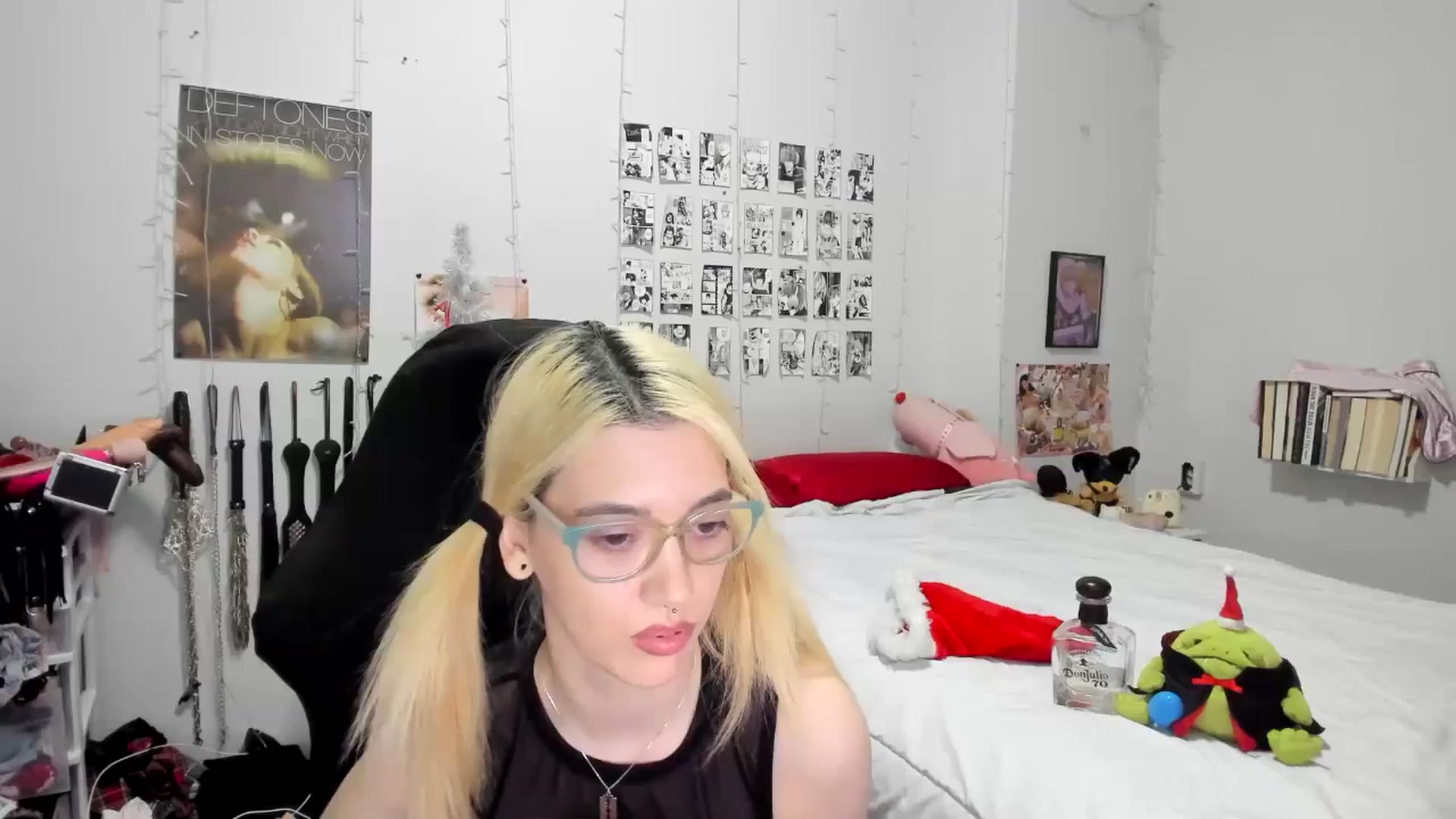 Gallery image thumbnail from AnnaTame's myfreecams stream on, 12/28/2025, 07:07 image 7 of 20
