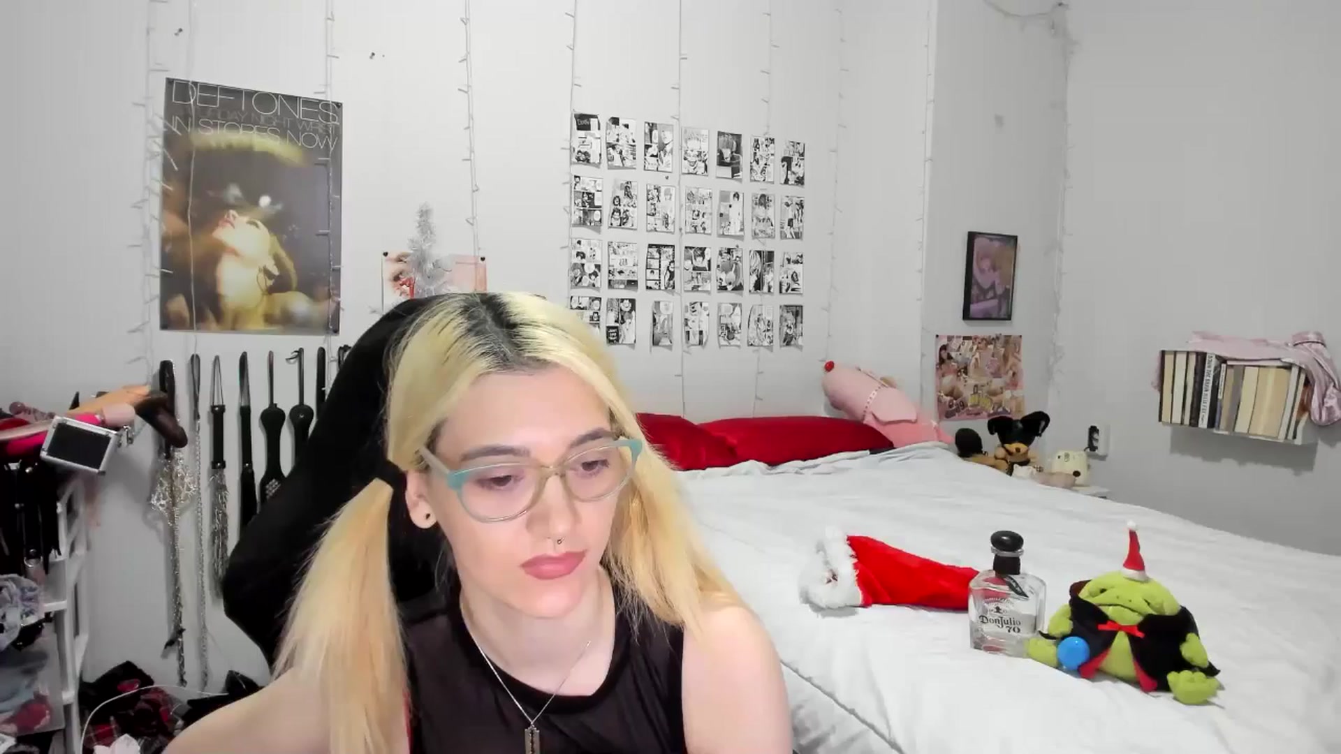 Gallery image thumbnail from AnnaTame's myfreecams stream on, 12/28/2025, 07:07 image 4 of 20