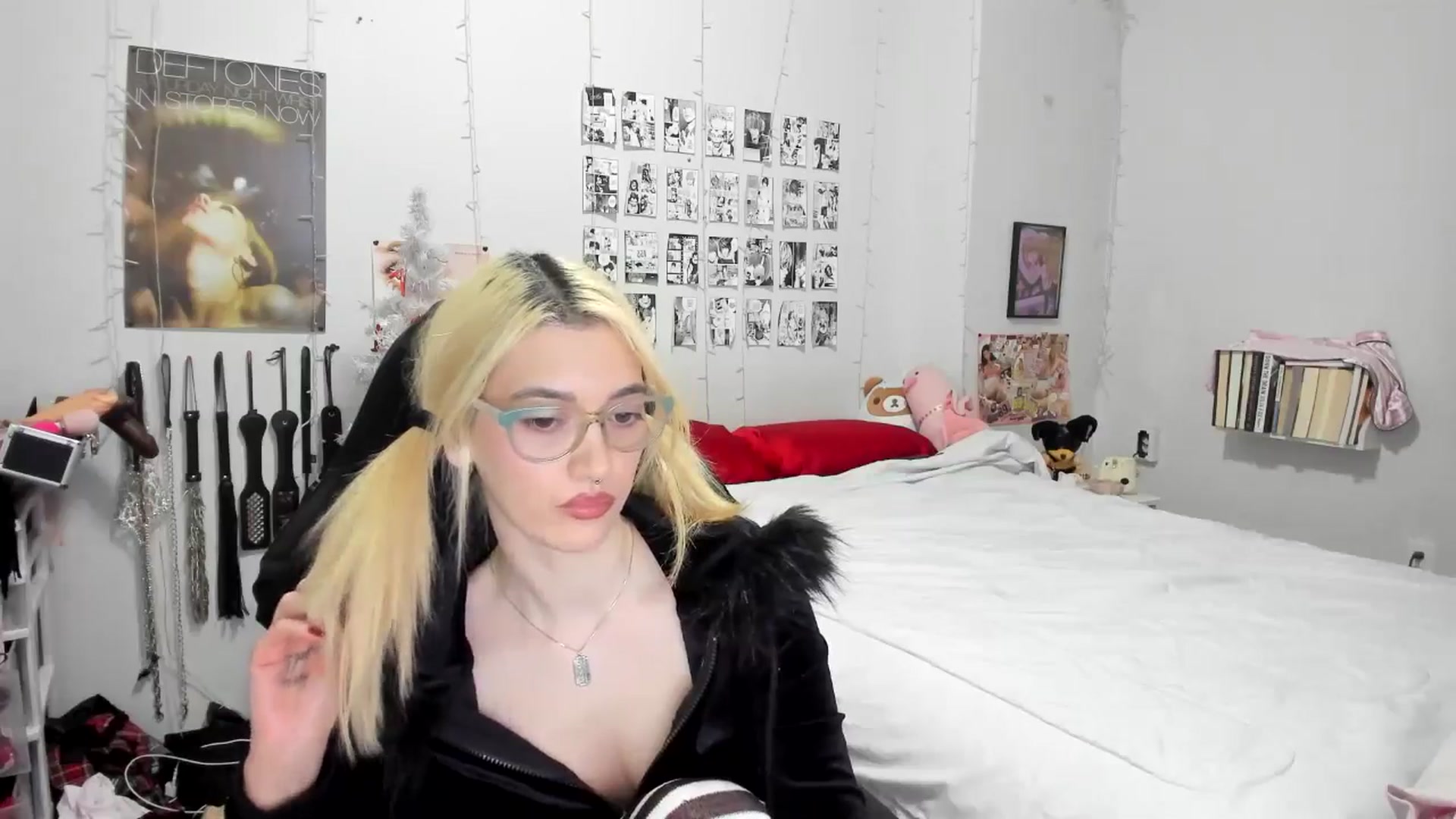 Gallery image thumbnail from AnnaTame's myfreecams stream on, 12/30/2025, 04:03 image 10 of 20