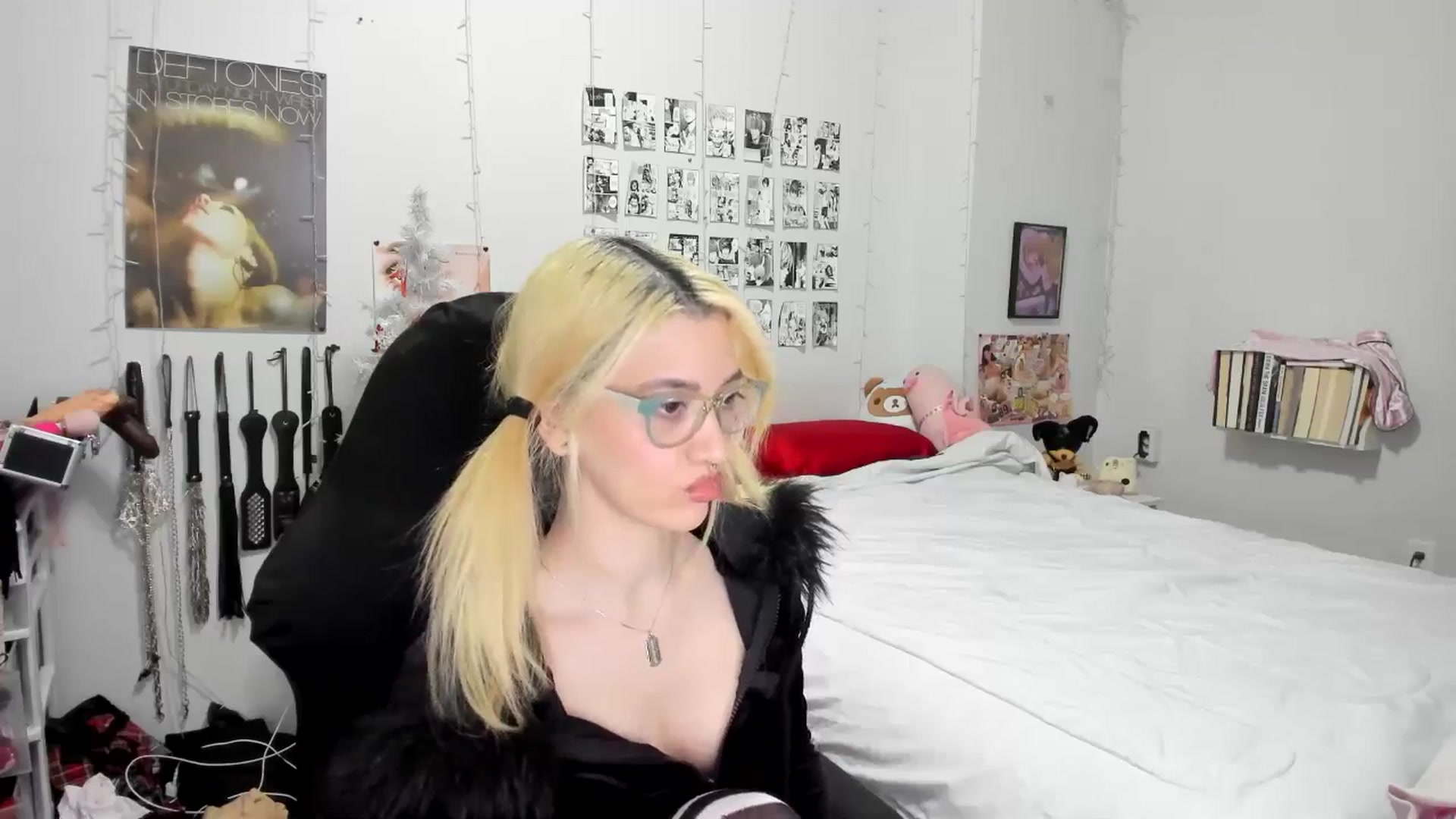 Gallery image thumbnail from AnnaTame's myfreecams stream on, 12/30/2025, 04:03 image 15 of 20