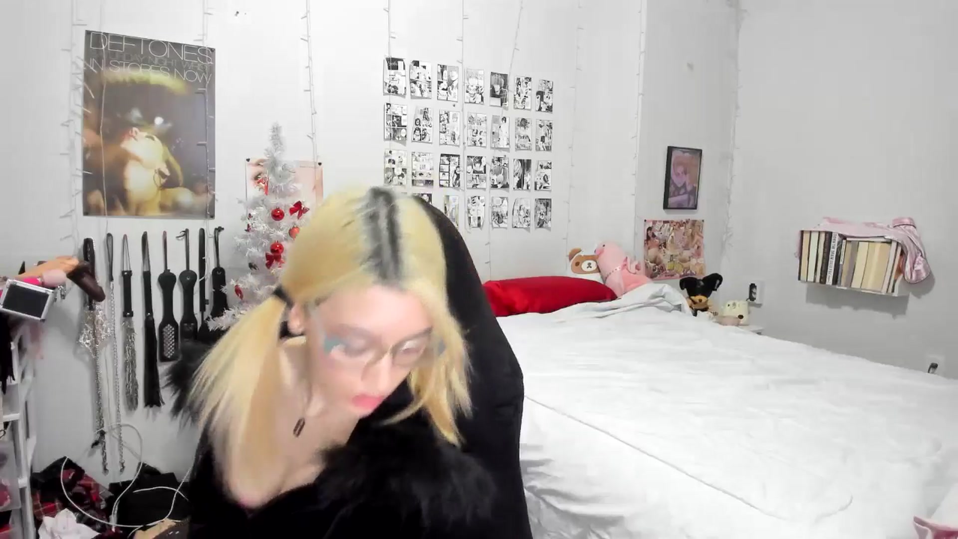 Gallery image thumbnail from AnnaTame's myfreecams stream on, 12/30/2025, 04:03 image 4 of 20