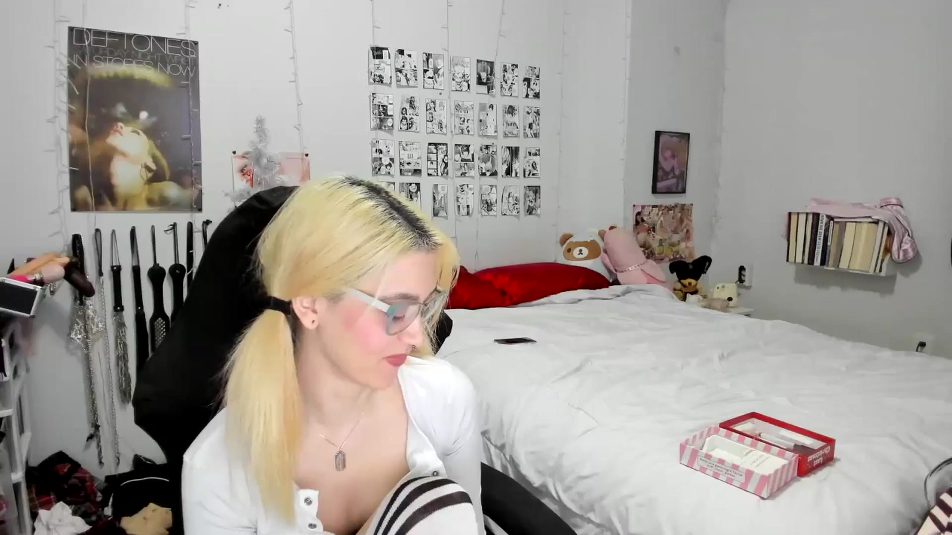 Gallery image thumbnail from AnnaTame's myfreecams stream on, 12/31/2025, 04:56 image 10 of 20