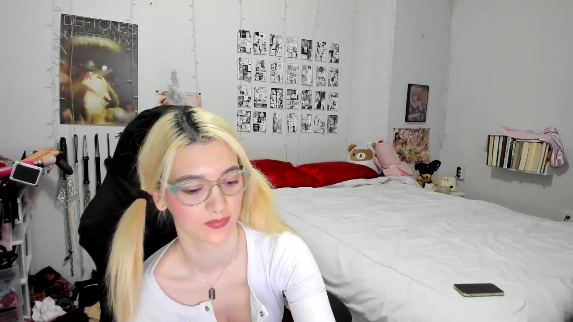 Gallery image thumbnail from AnnaTame's myfreecams stream on, 12/31/2025, 07:07 image 16 of 20