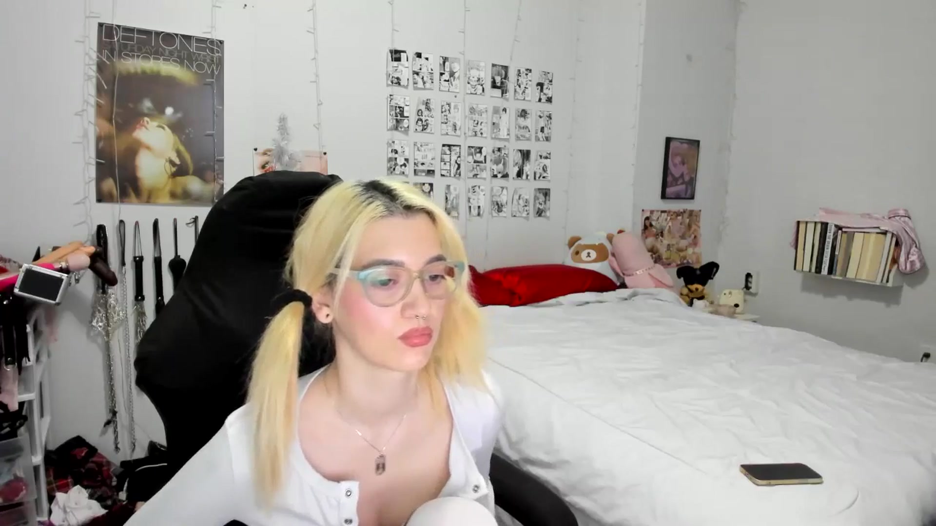 Gallery image thumbnail from AnnaTame's myfreecams stream on, 12/31/2025, 07:07 image 12 of 20