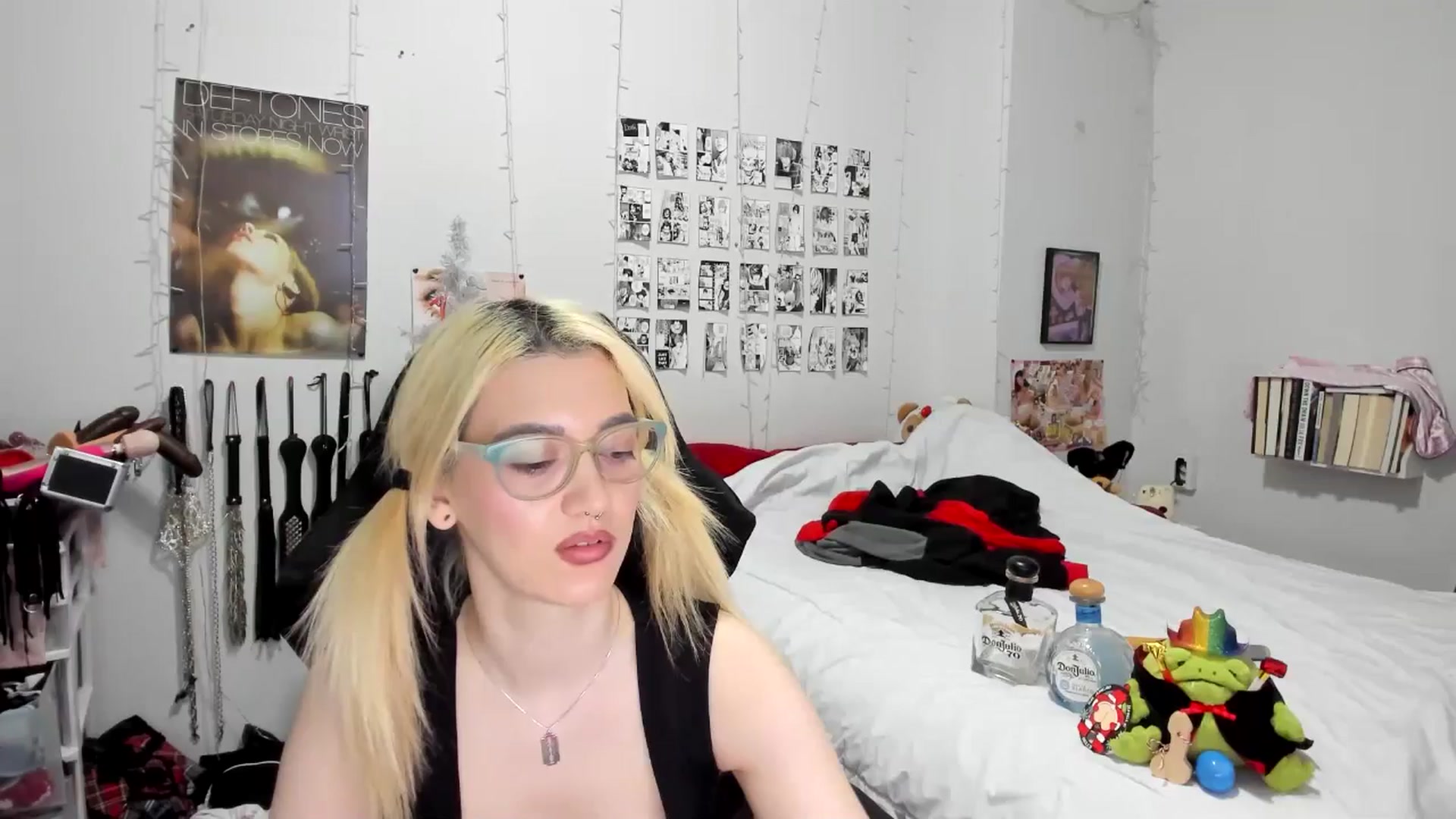 Gallery image thumbnail from AnnaTame's myfreecams stream on, 01/01/2026, 08:32 image 1 of 20