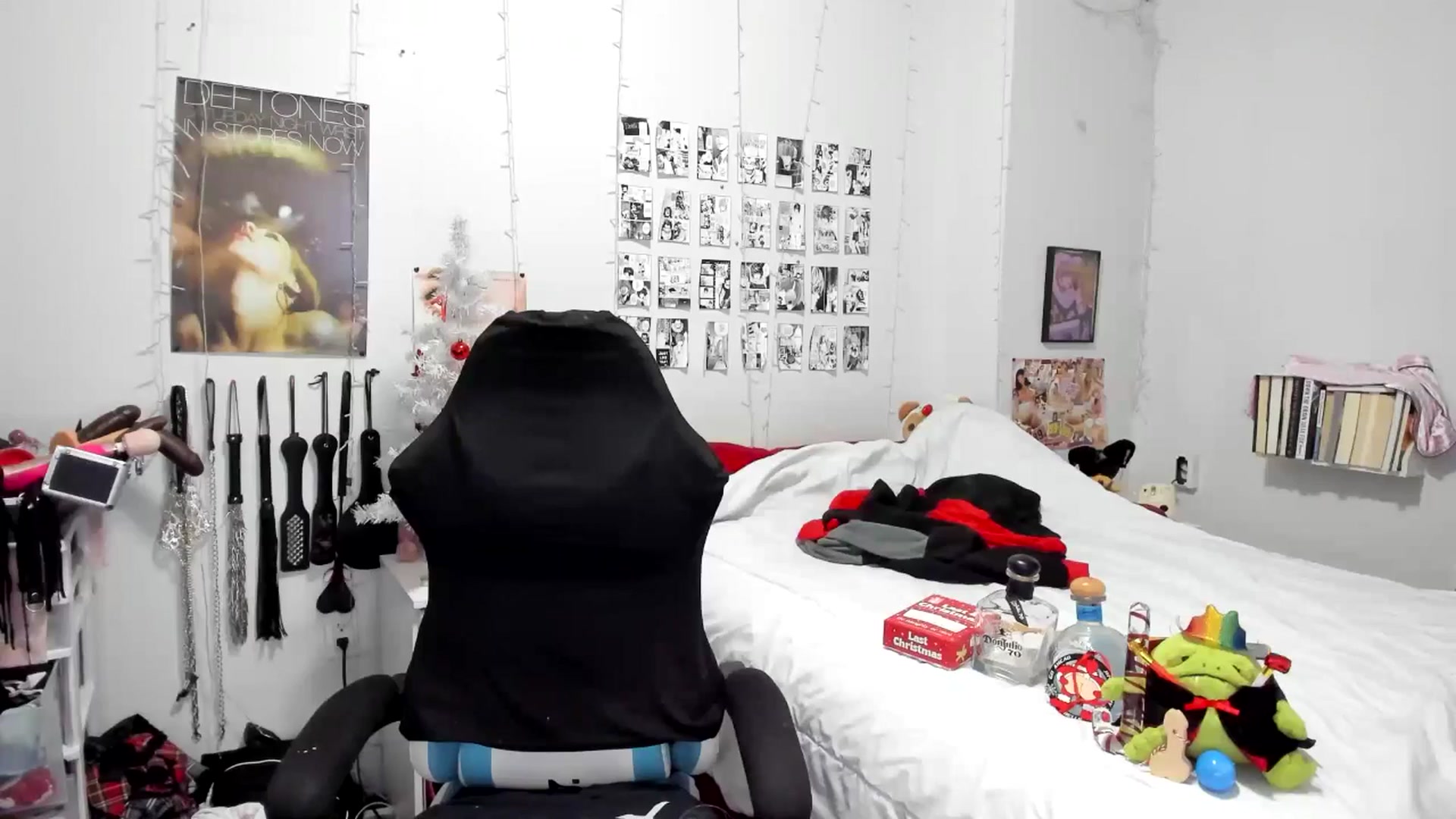 Gallery image thumbnail from AnnaTame's myfreecams stream on, 01/01/2026, 08:32 image 9 of 20