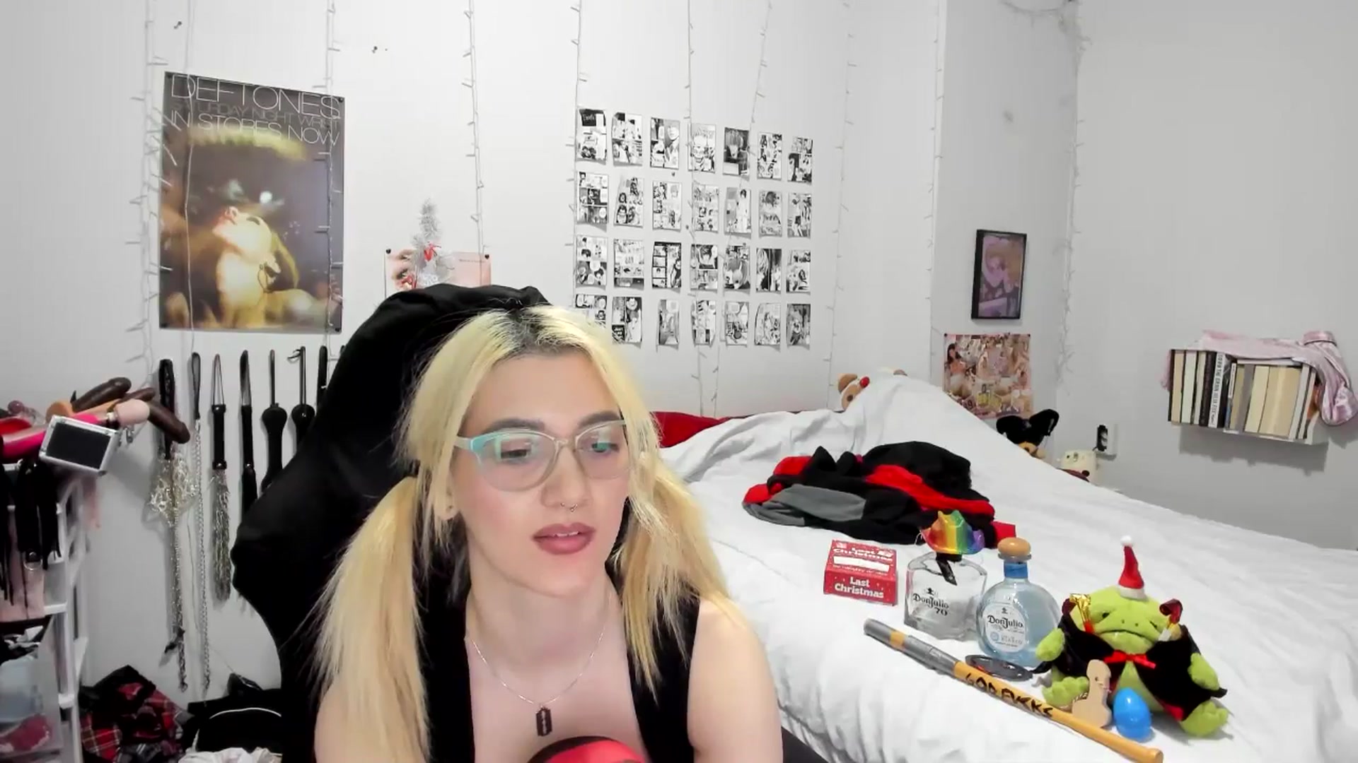 Gallery image thumbnail from AnnaTame's myfreecams stream on, 01/01/2026, 09:15 image 17 of 20