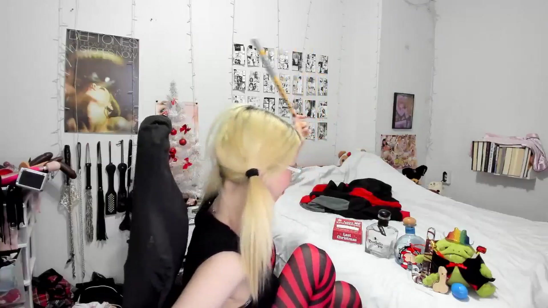 Gallery image thumbnail from AnnaTame's myfreecams stream on, 01/01/2026, 09:15 image 2 of 20