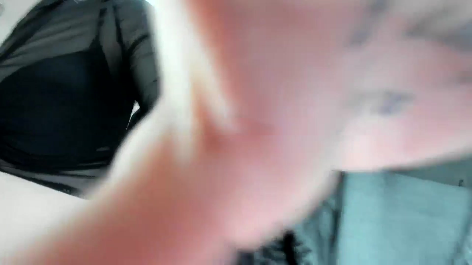 Gallery image thumbnail from AnnaTame's myfreecams stream on, 01/03/2026, 06:12 image 10 of 20