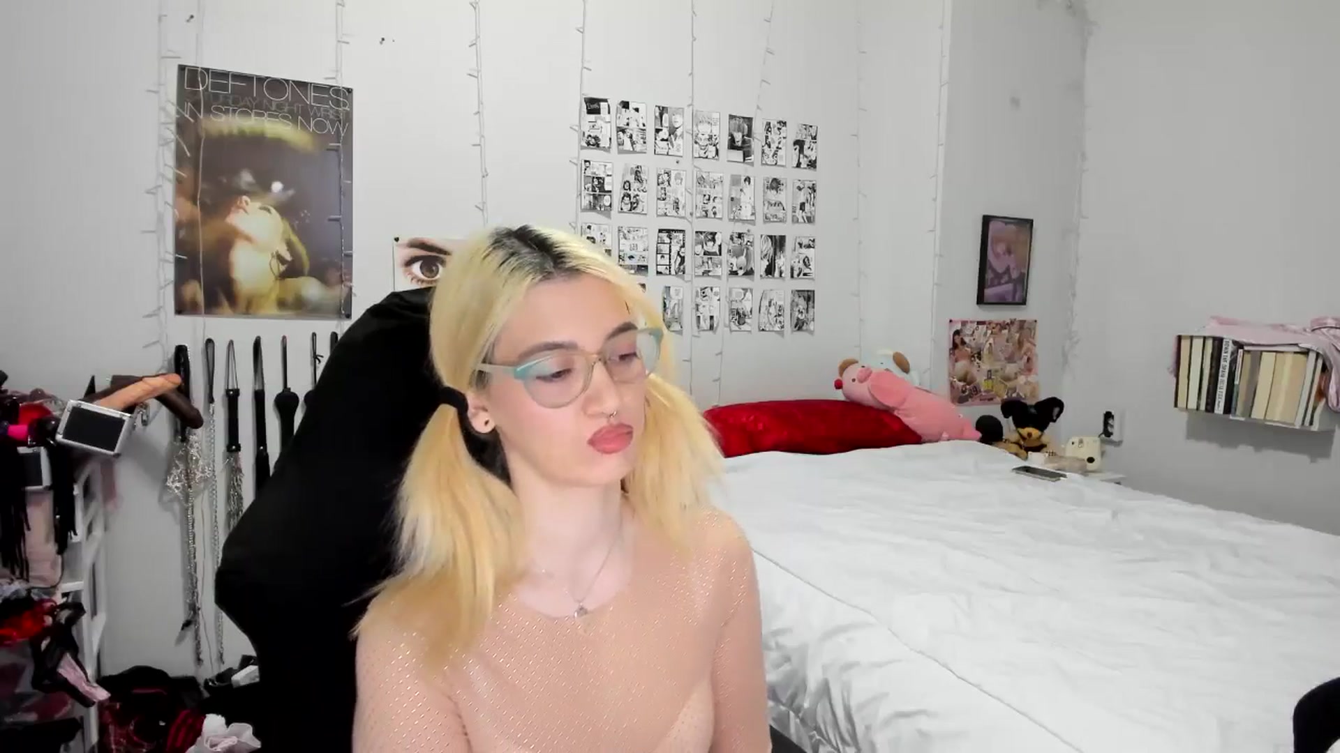 Gallery image thumbnail from AnnaTame's myfreecams stream on, 01/05/2026, 04:43 image 15 of 20