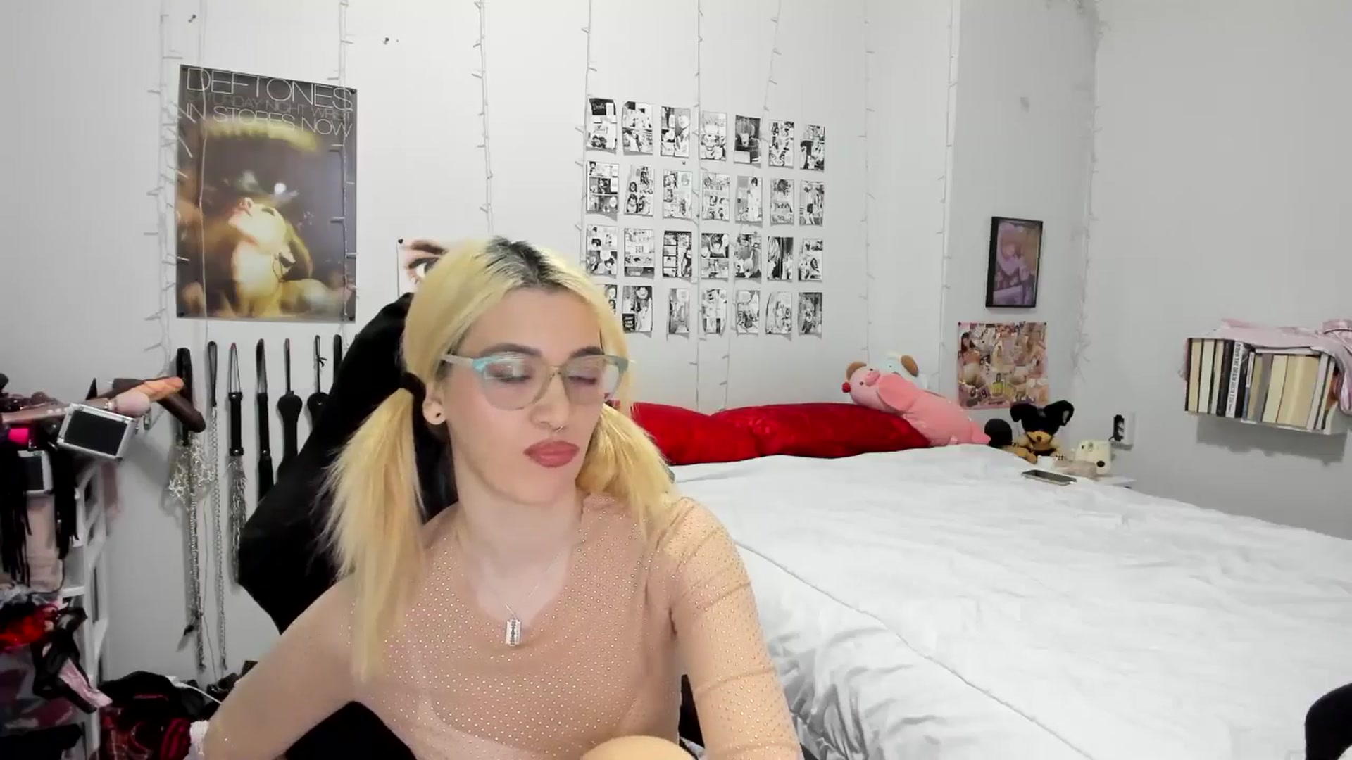 Gallery image thumbnail from AnnaTame's myfreecams stream on, 01/05/2026, 04:43 image 4 of 20