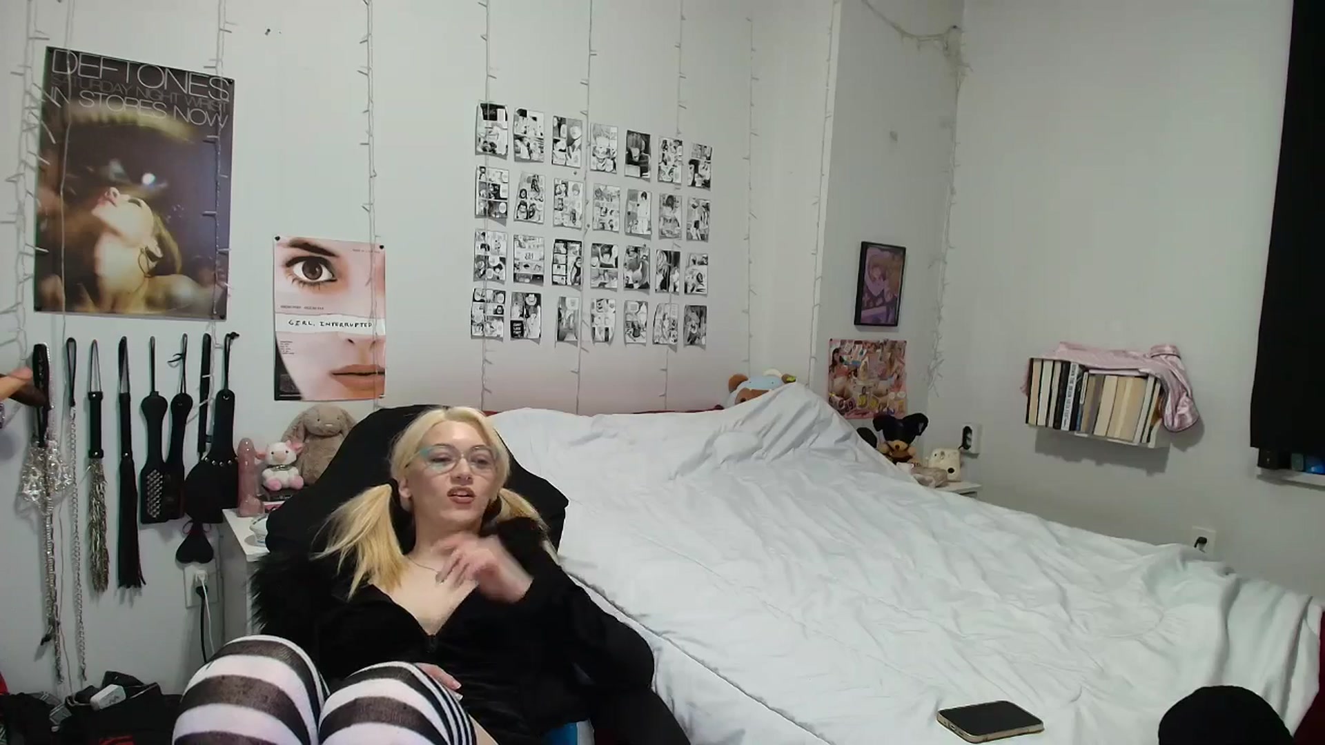 Gallery image thumbnail from AnnaTame's myfreecams stream on, 01/10/2026, 06:17 image 10 of 20