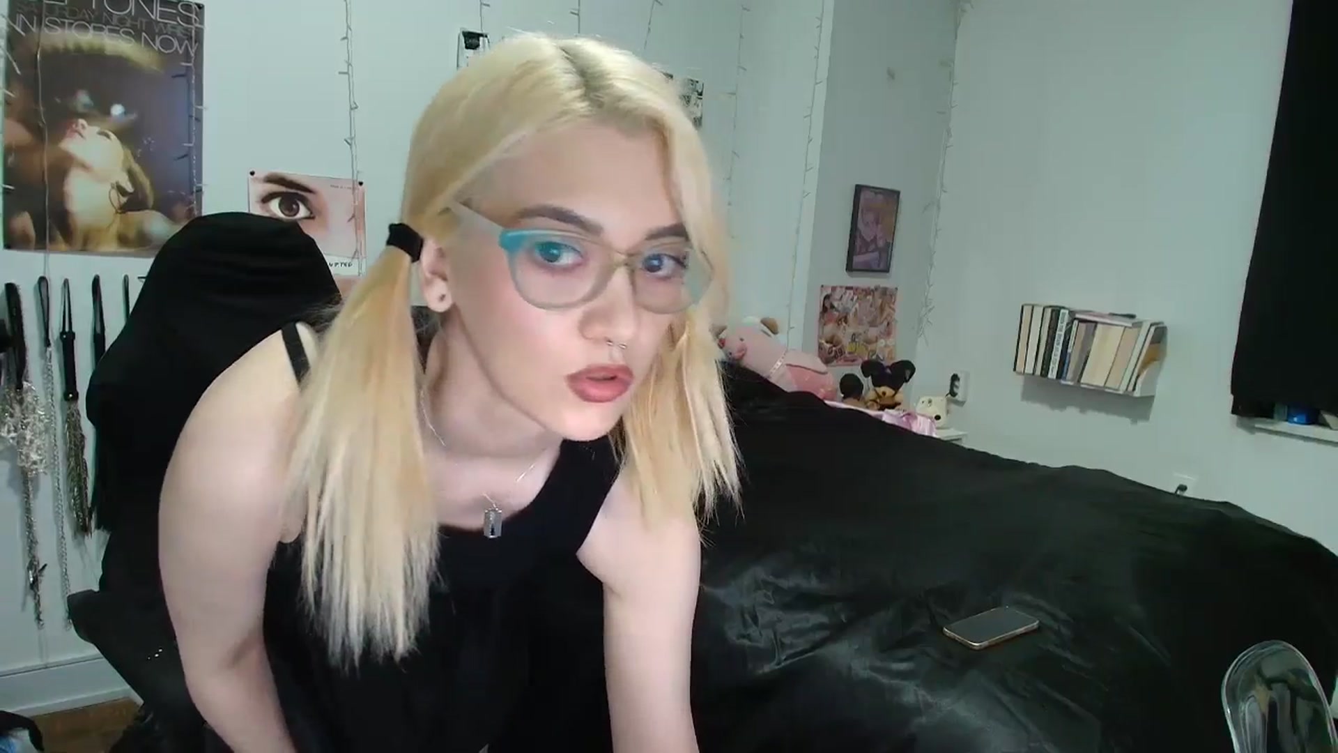 Gallery image thumbnail from AnnaTame's myfreecams stream on, 01/13/2026, 05:49 image 18 of 20